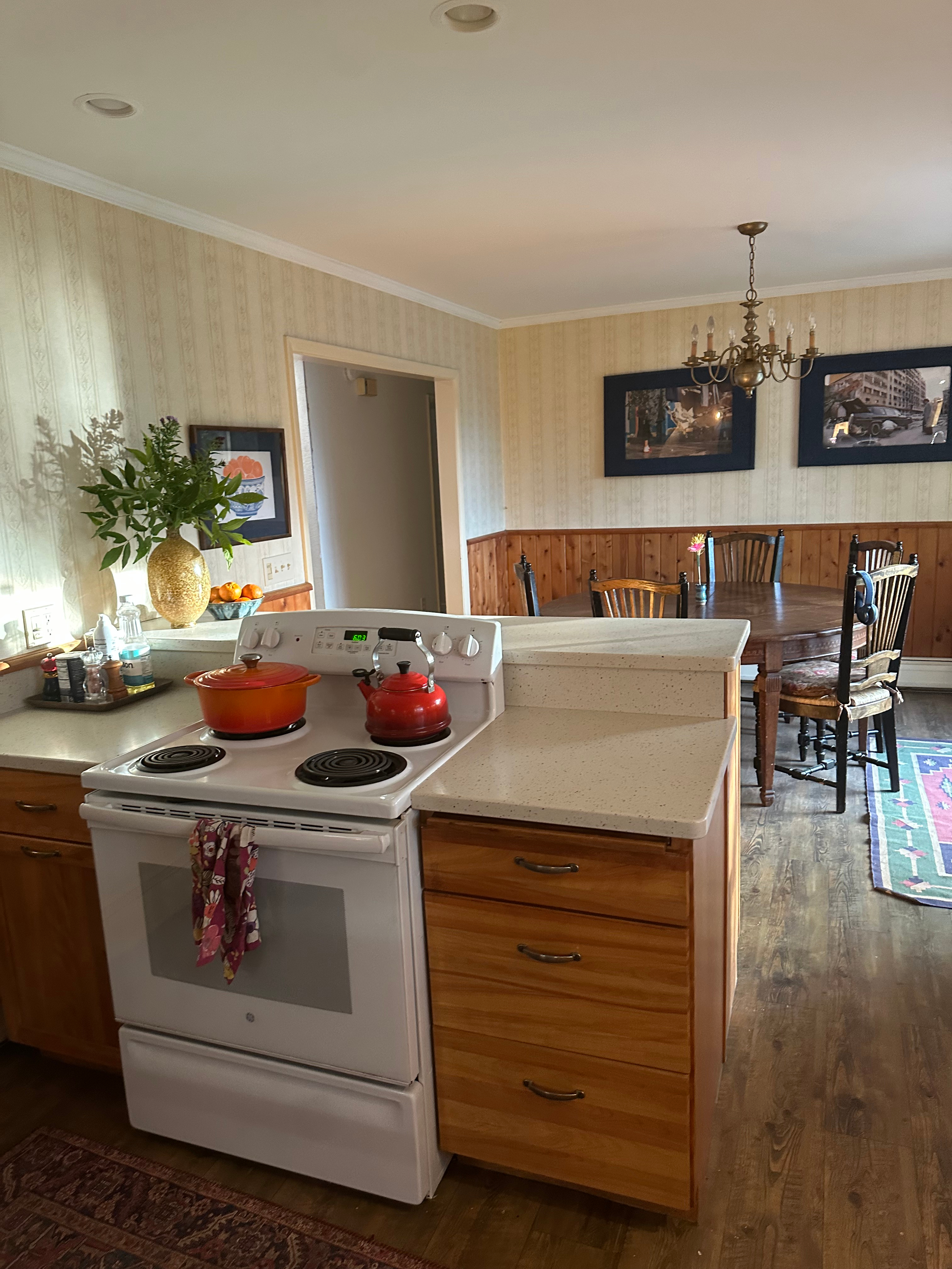 Three Bedroom Home with a View! - Photo 5
