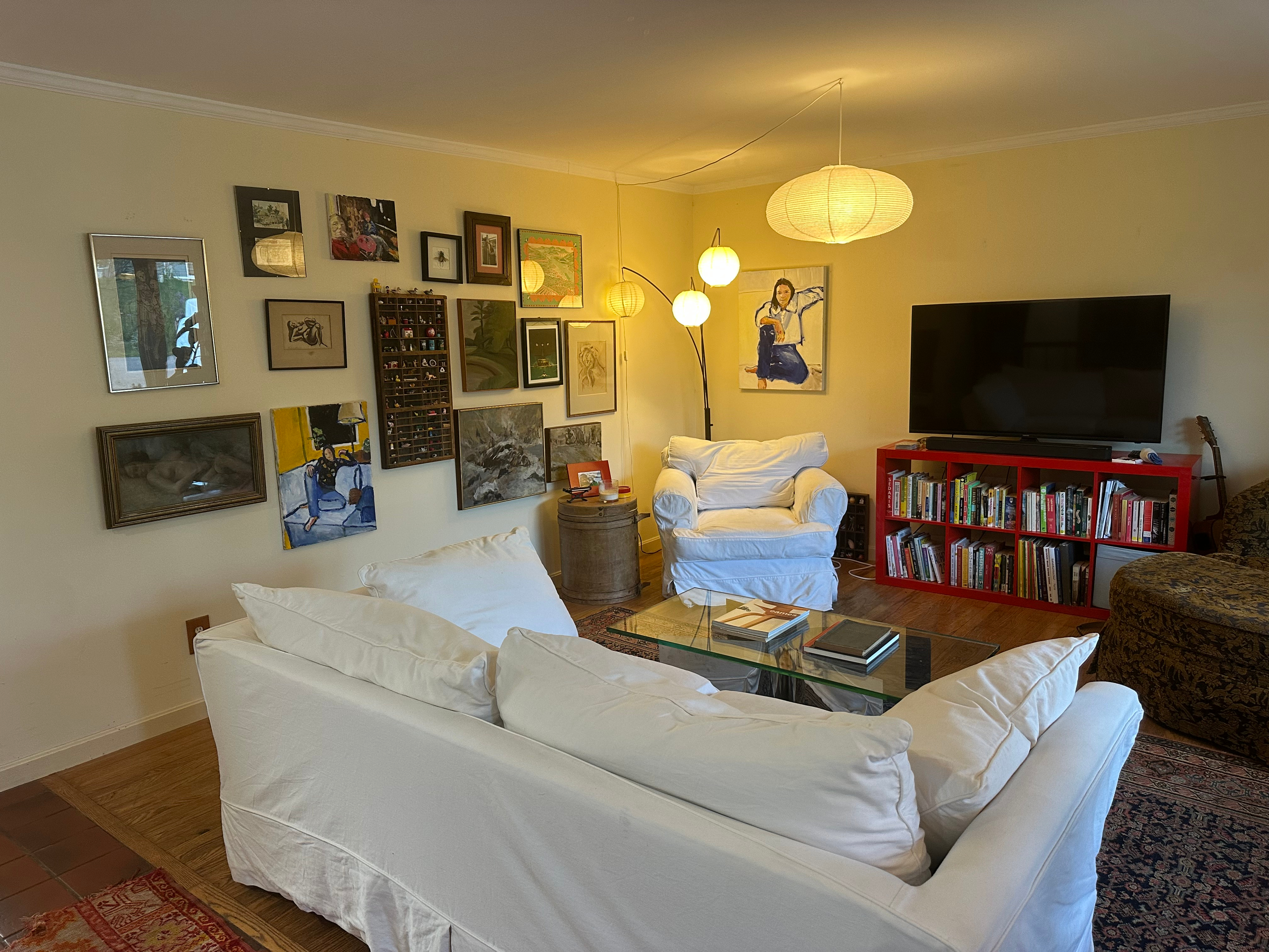Three Bedroom Home with a View! - Photo 3