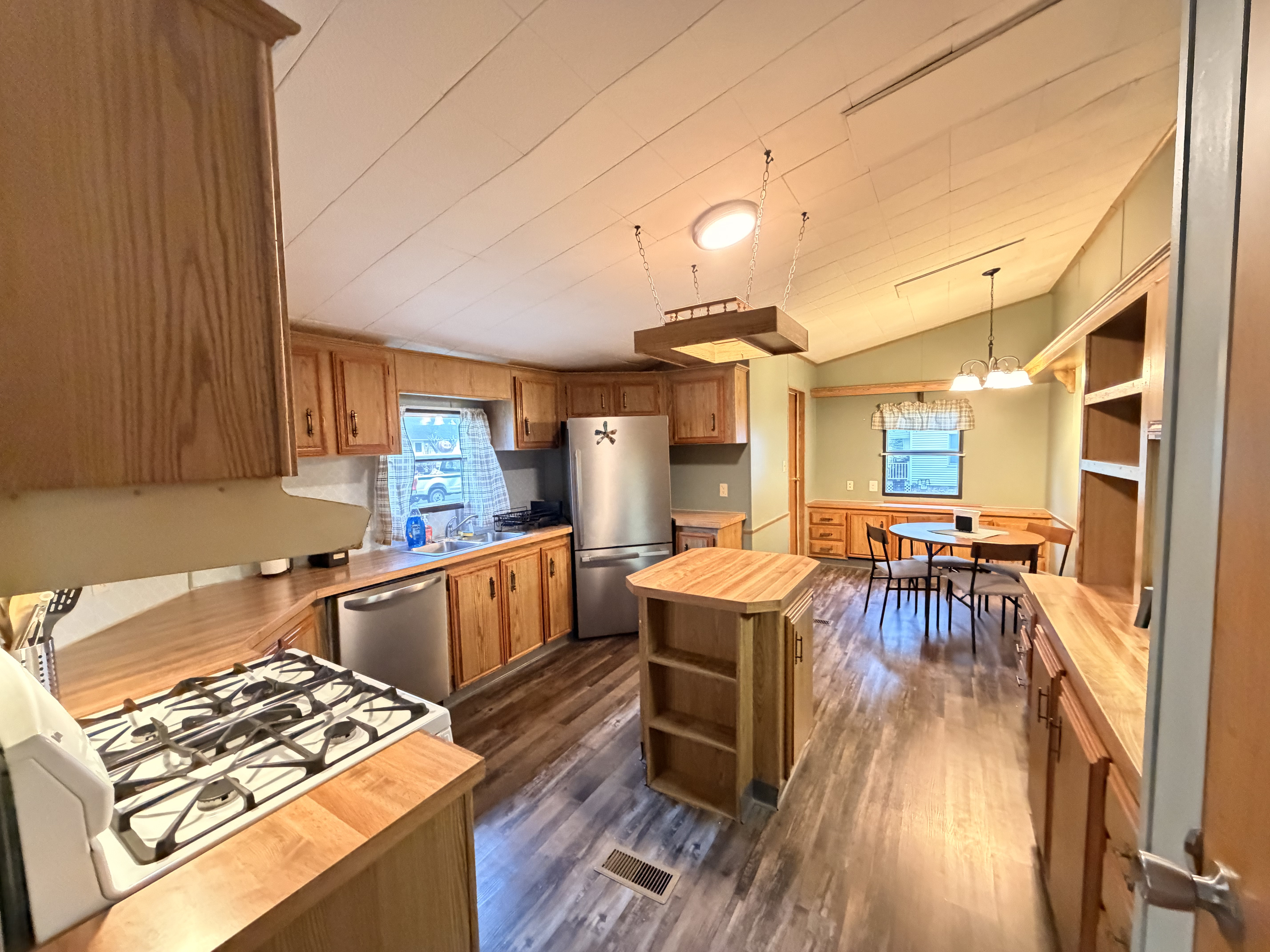 Furnished 3BR/2BA - 9 Min Drive to Micron - Photo 6