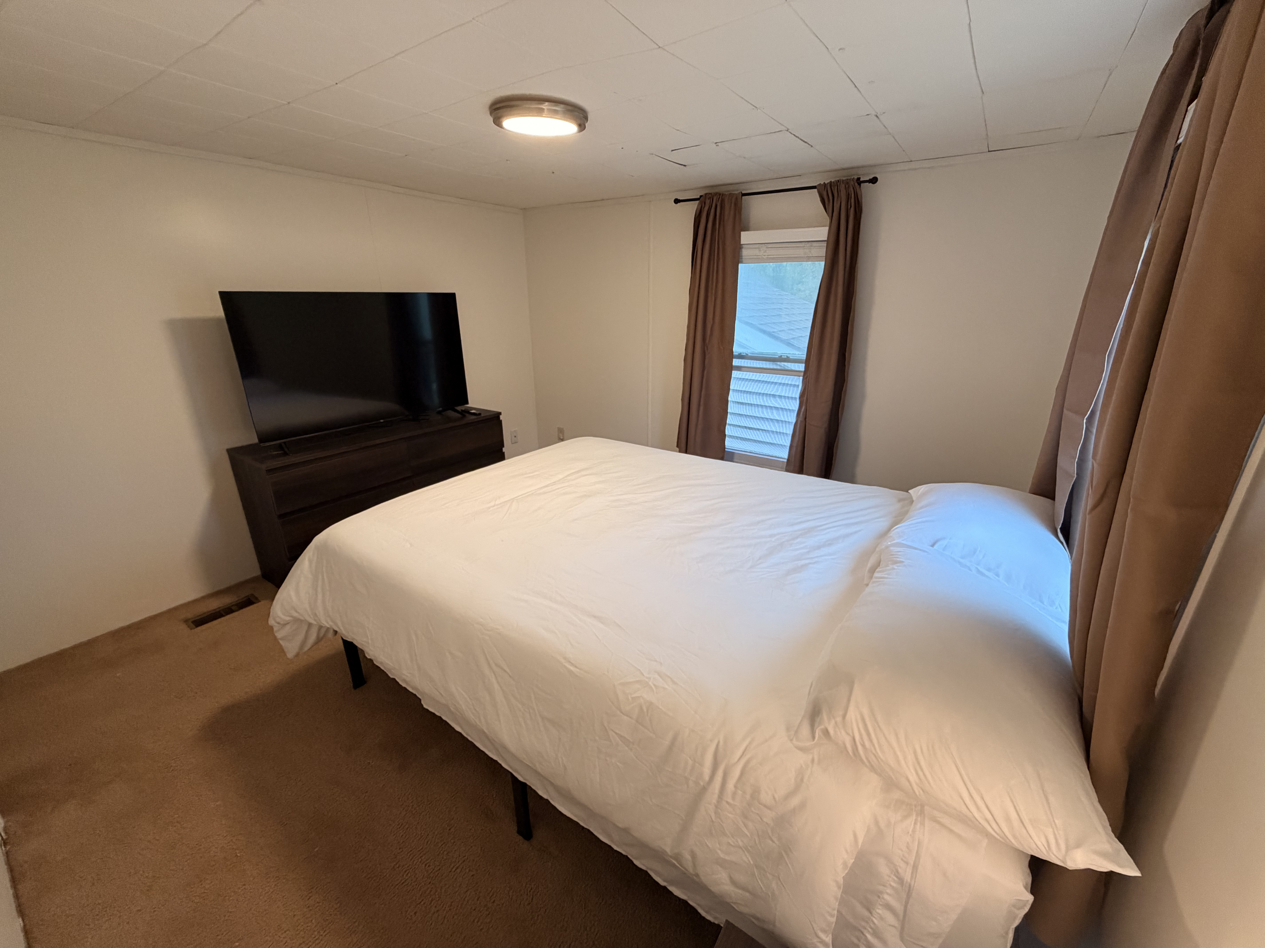 Furnished 3BR/2BA - 9 Min Drive to Micron - Photo 2