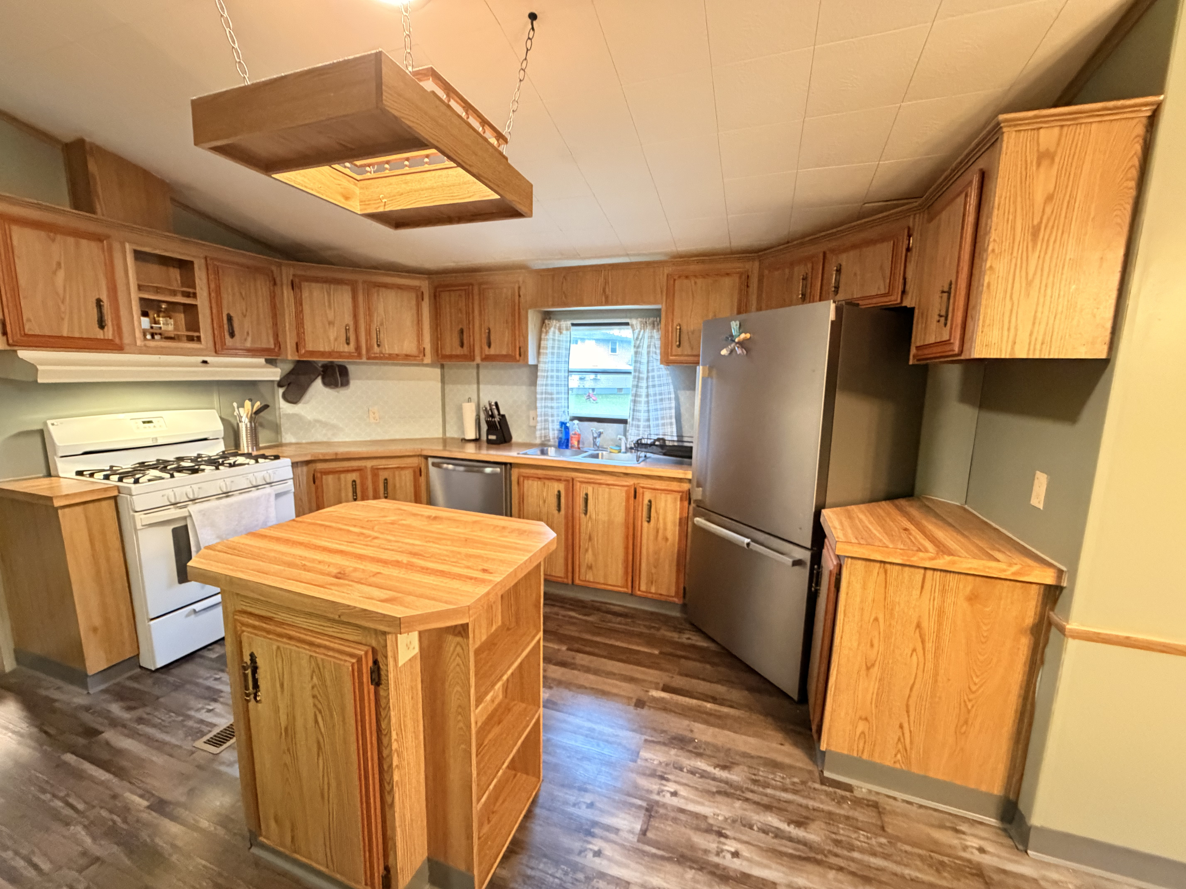 Furnished 3BR/2BA - 9 Min Drive to Micron - Photo 5