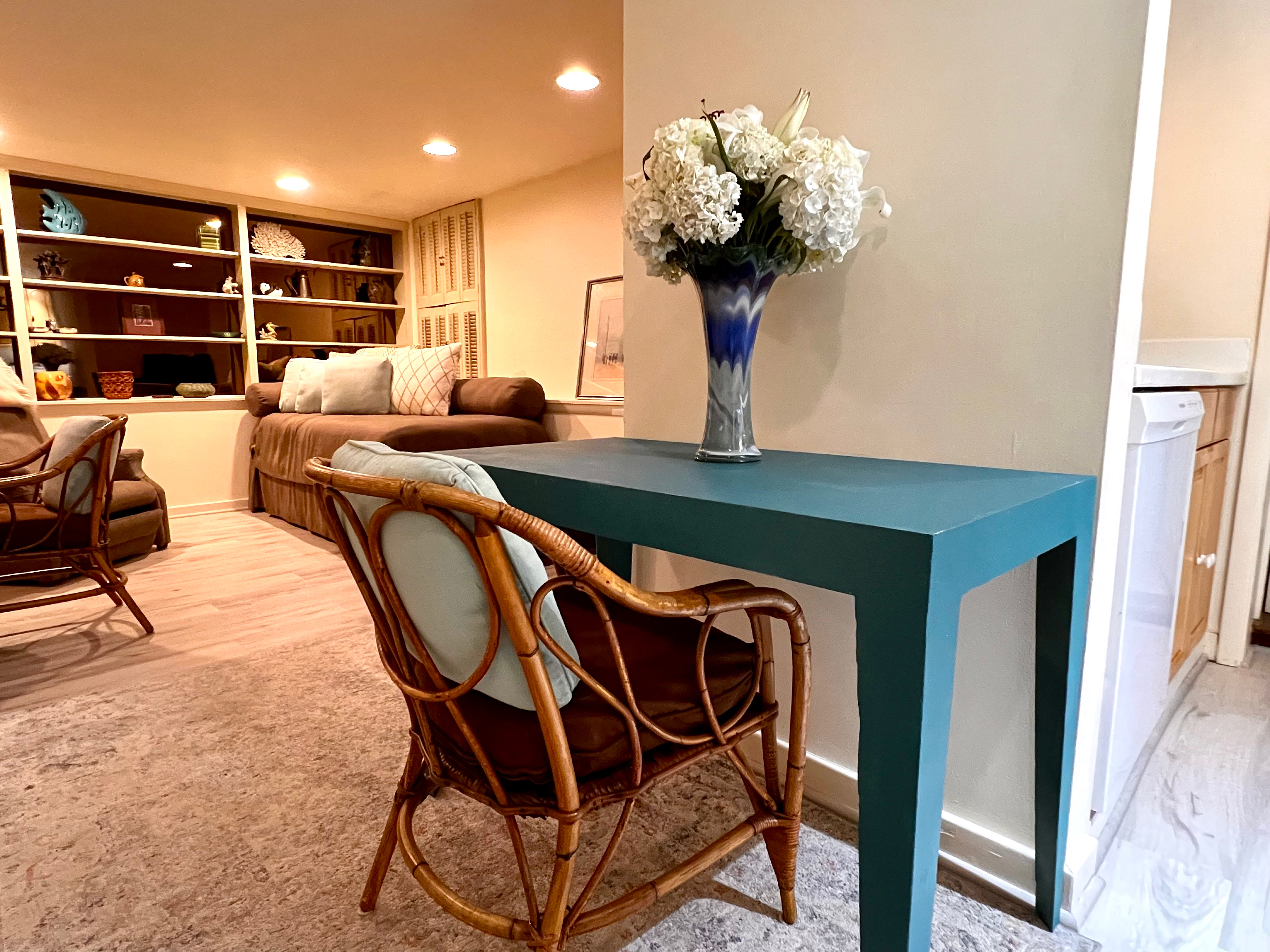 Quiet, Comfortable Studio Apartment - Photo 8