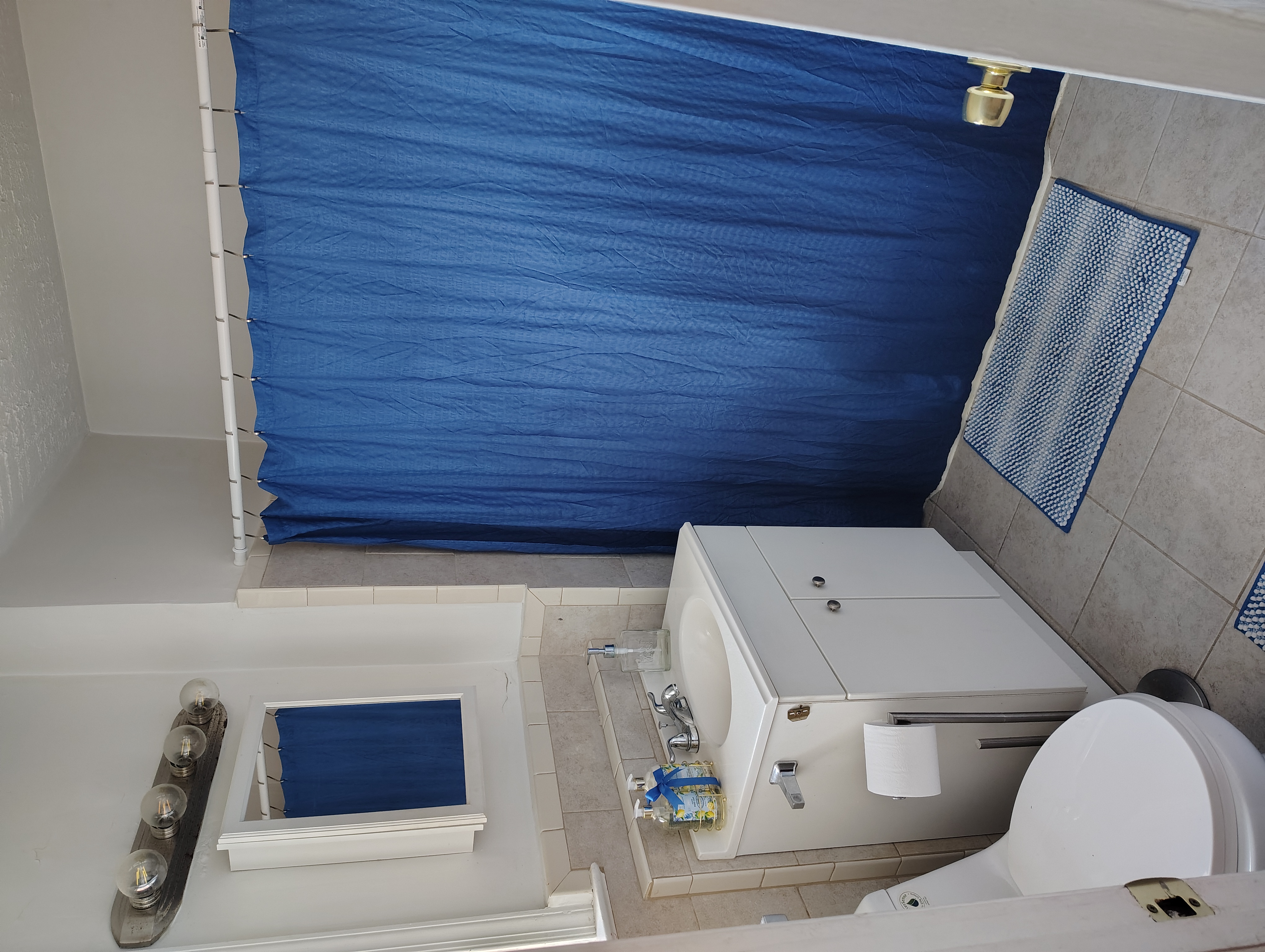Penthouse Suites - Photo 5