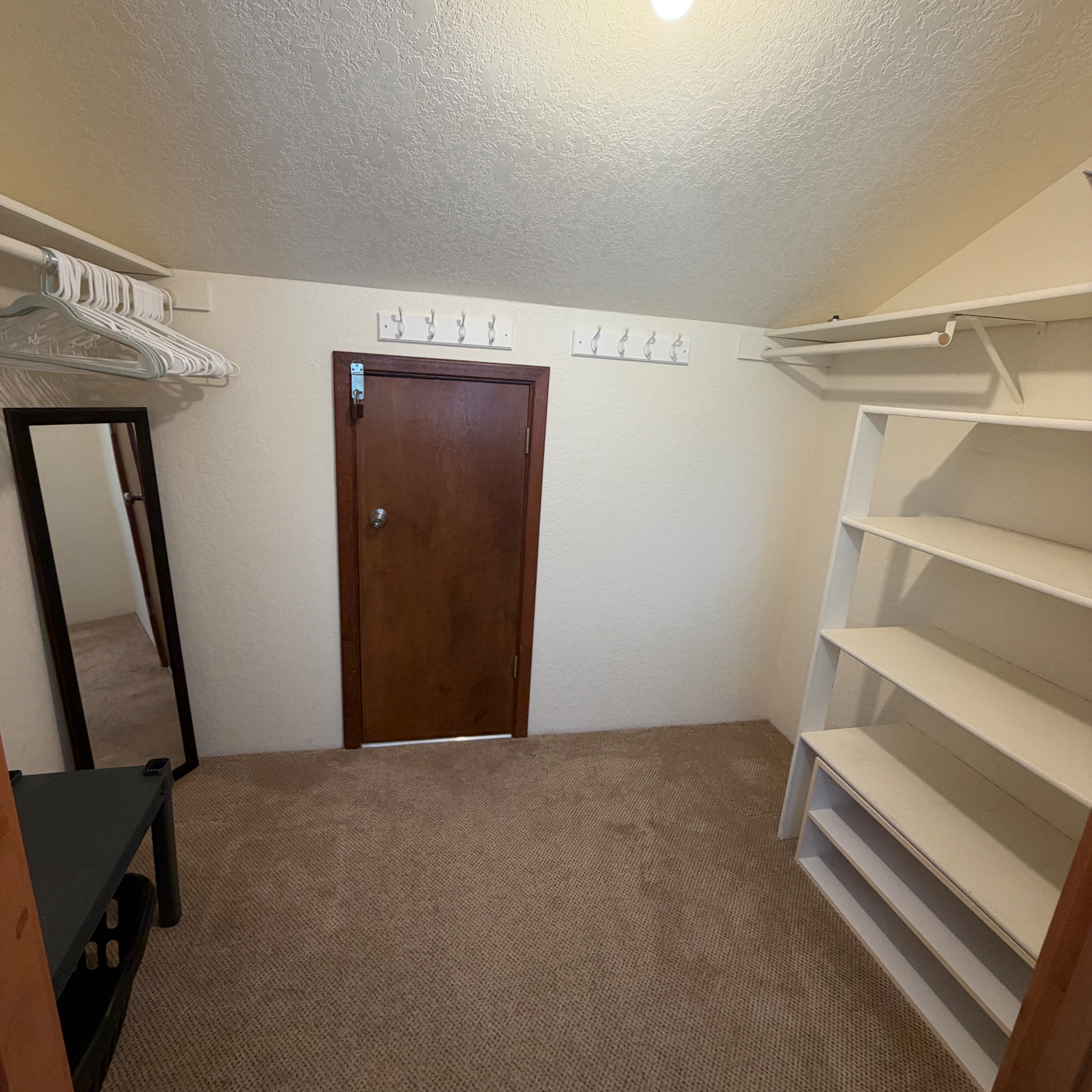 2 BR, 1.5 Bath on Deschutes River in River meadows development - Photo 6