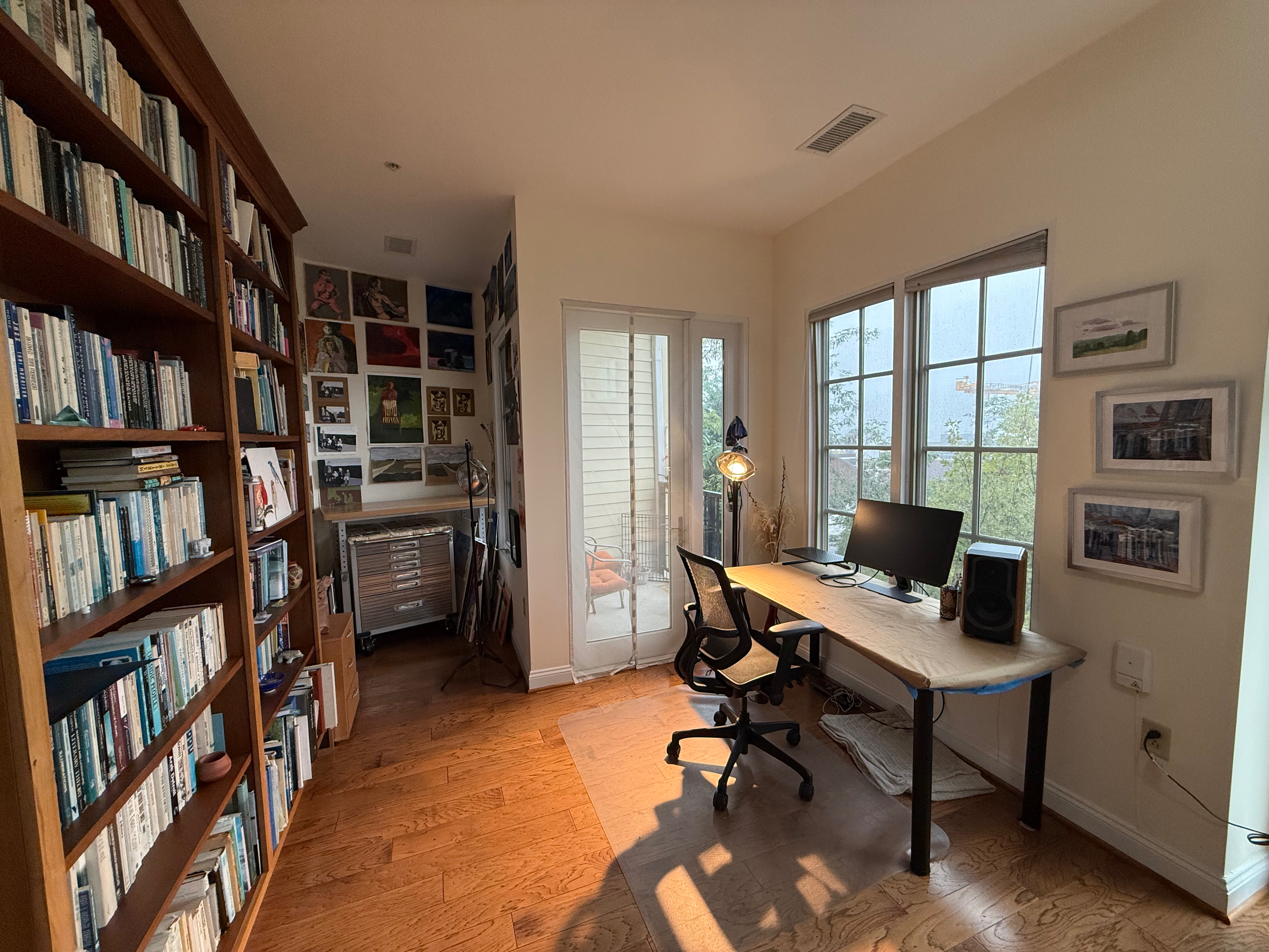 Stunning, Sunlit 2BR Condo w/ Balcony in Adams Morgan - Photo 10