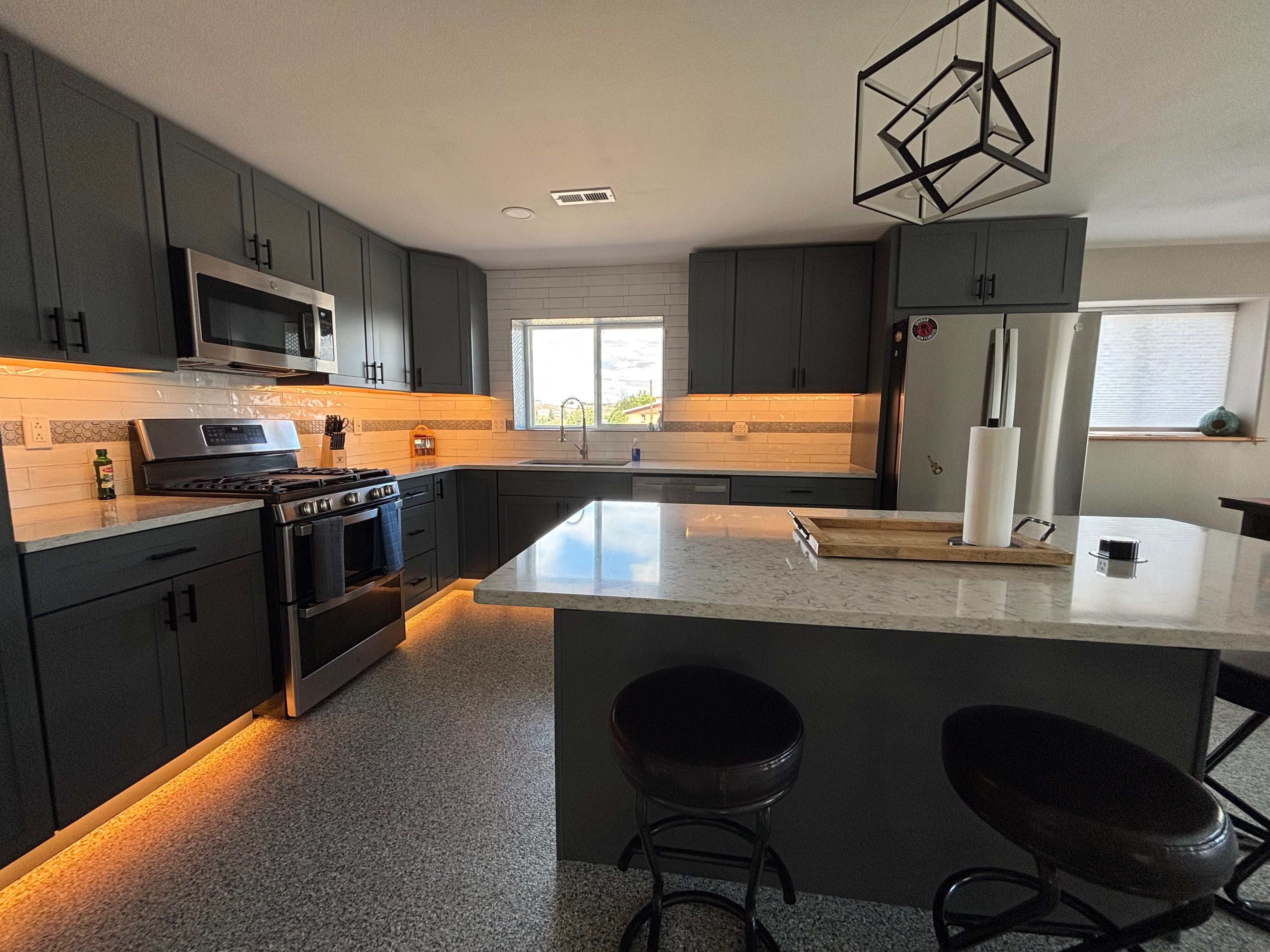 Cozy Cheyenne Home, 8 Min to VA & CRMC | Theater & Wi-Fi 7 - Photo 10