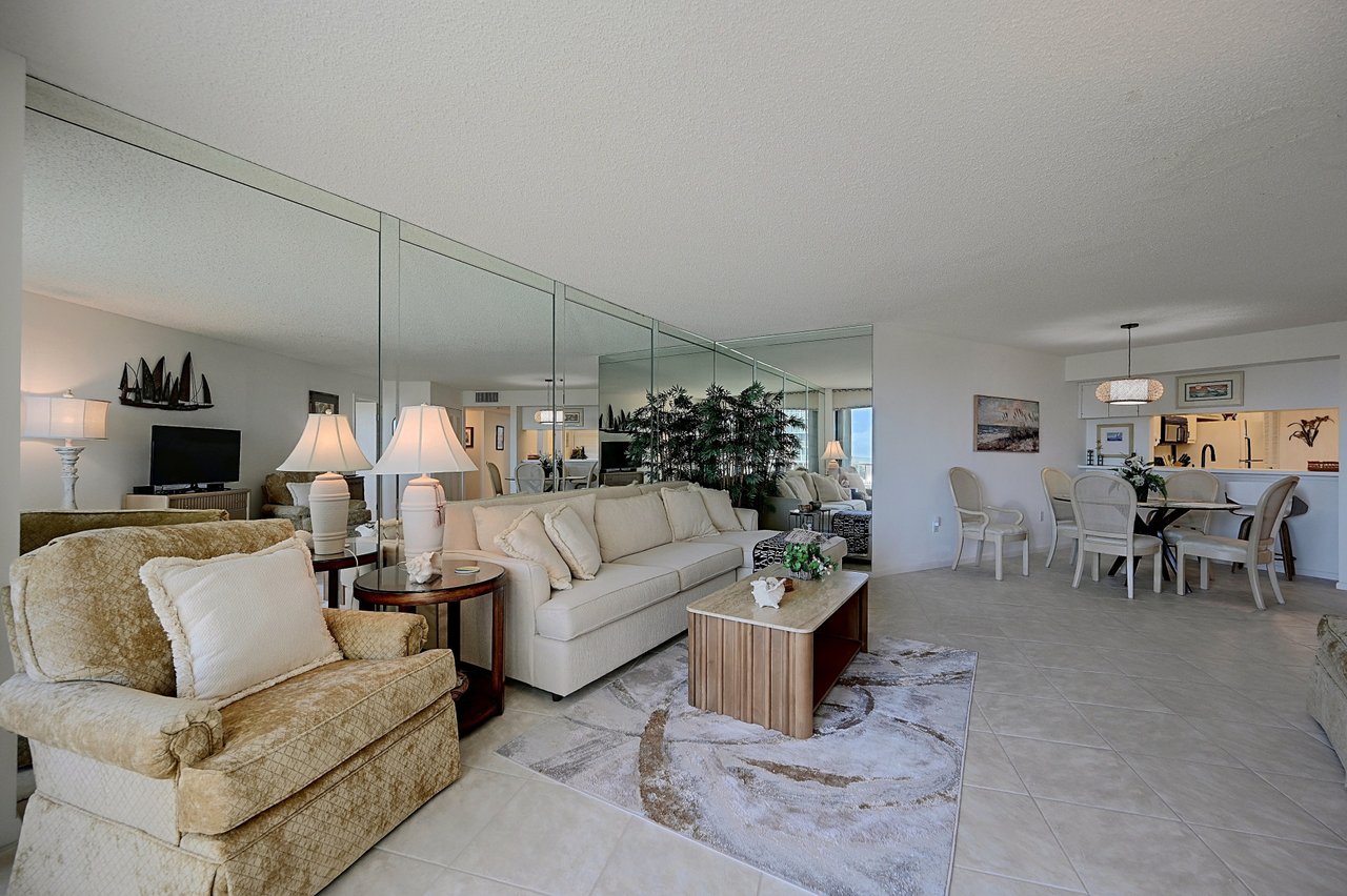 Oceanfront Marco Island Condo w/ Pool & Beach - 600780 - Photo 4