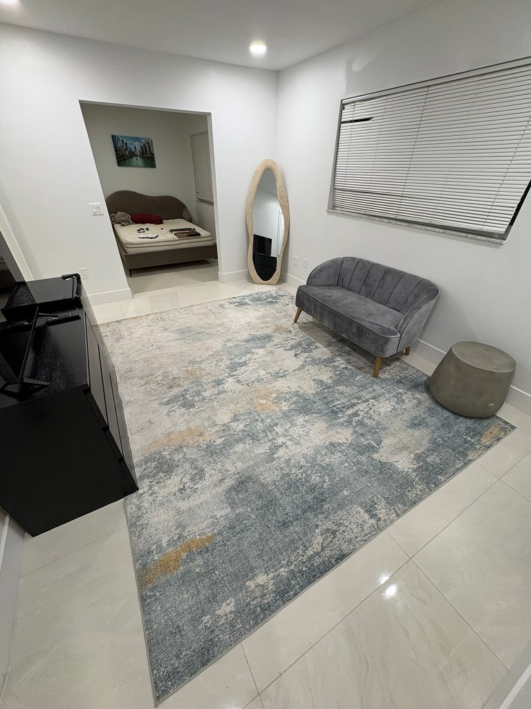 Private Room in Remodeled Coliving Home - Delray Beach, FL - Photo 5