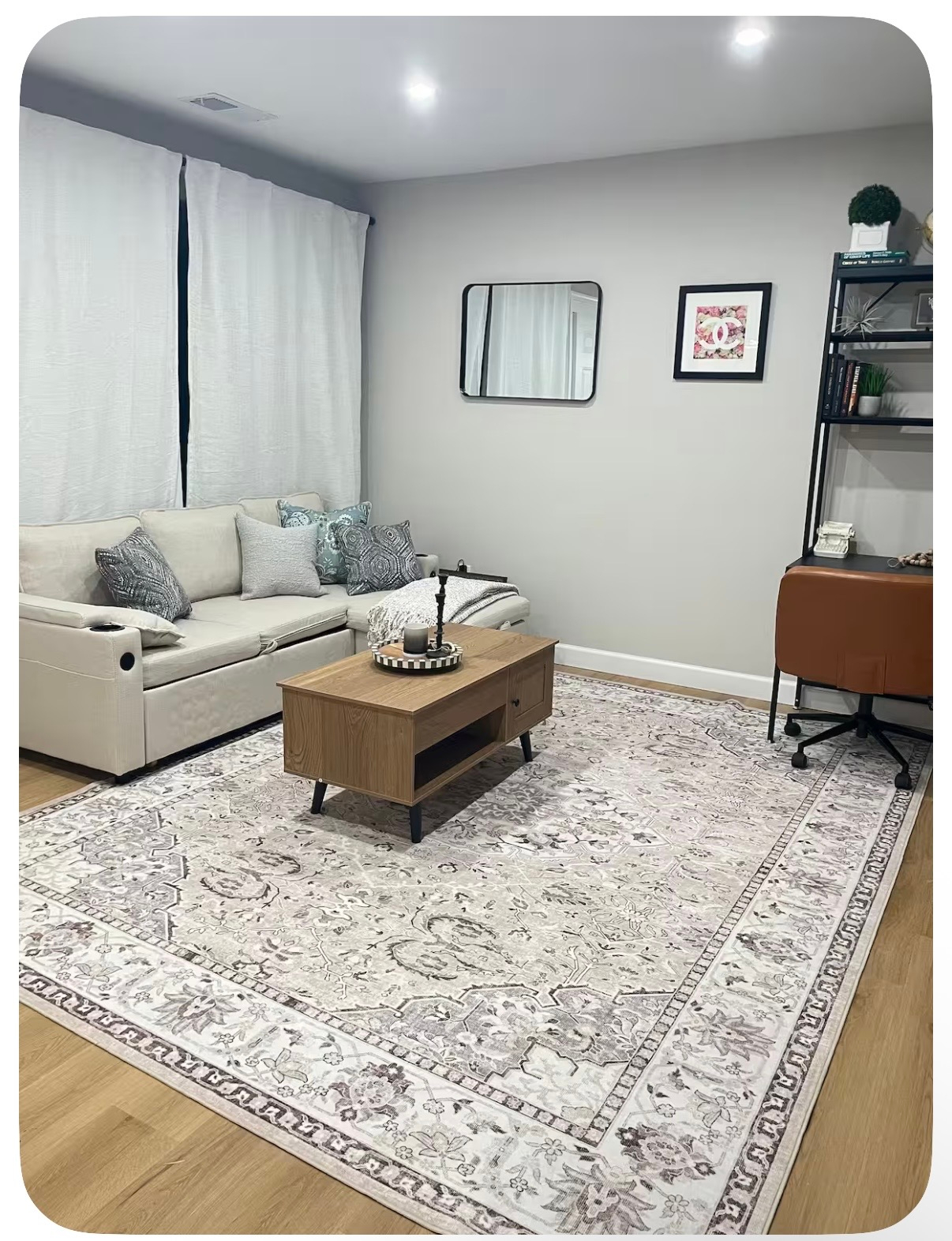 Beautifully Renovated, Fully Furnished Apartment in a Prime Location!