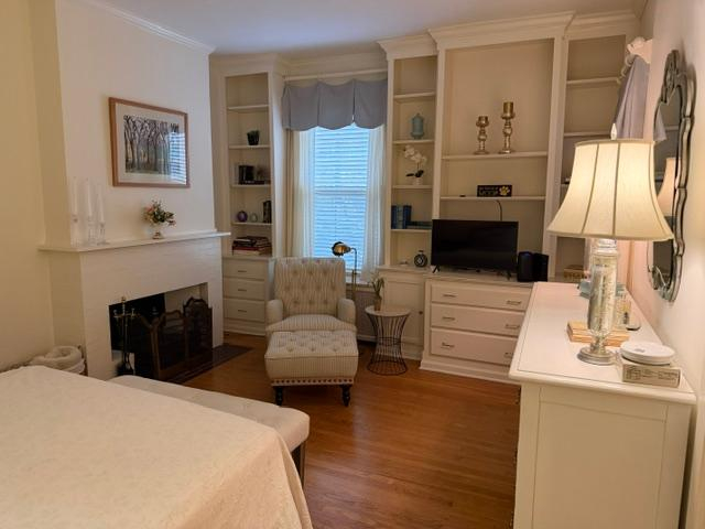 Spacious one bedroom first floor furnished unit off Park Avenue. - Photo 8