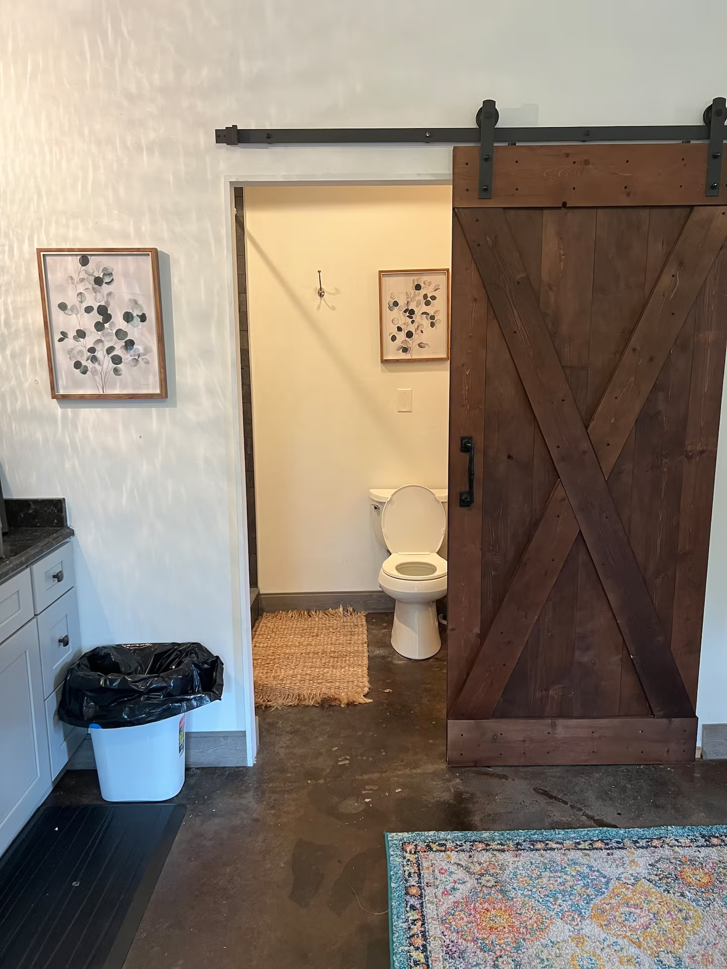 Private furnished studio, South Salem, all-inclusive, 13-week stays welcome - Photo 7