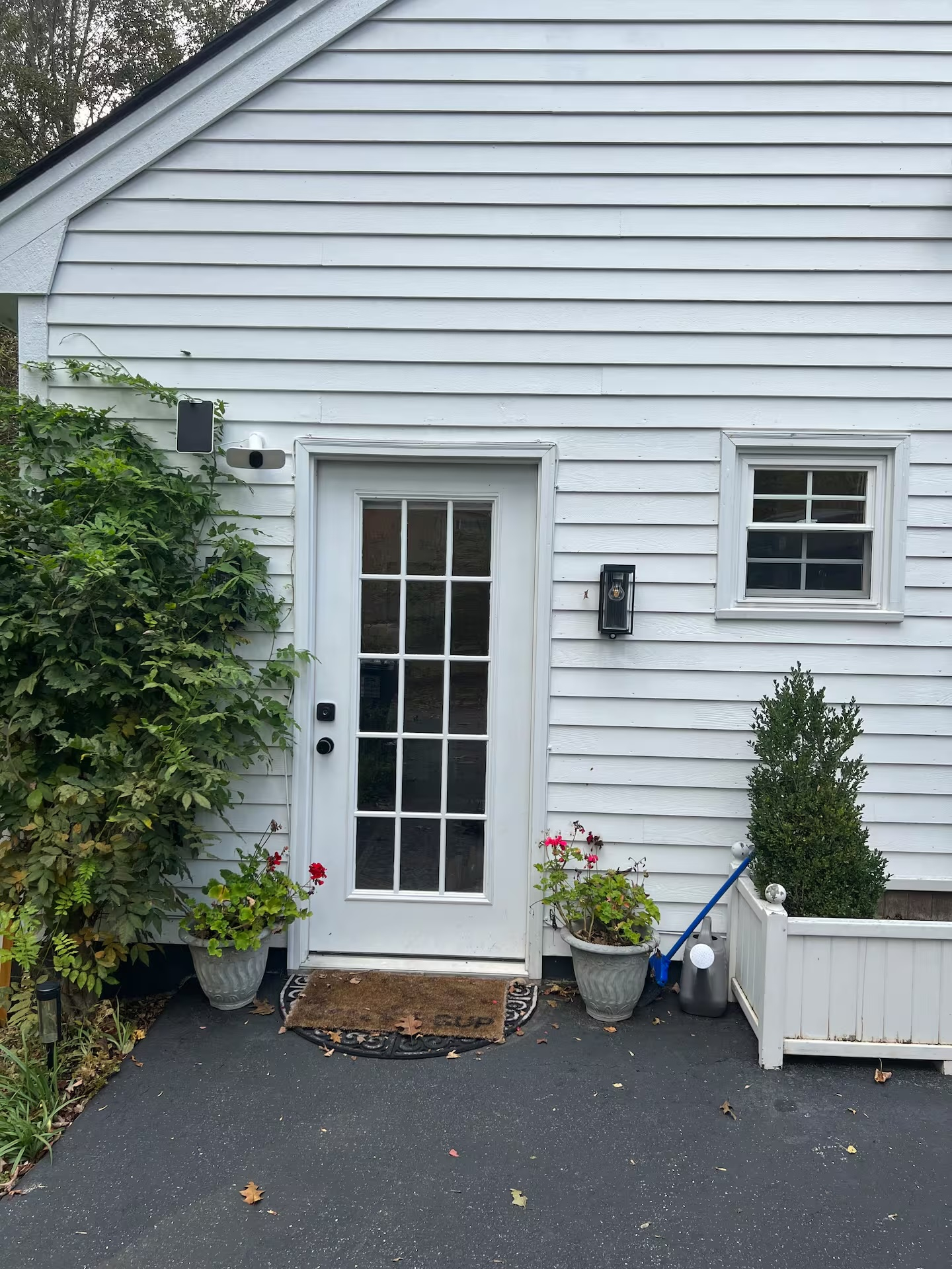 Private furnished studio, South Salem, all-inclusive, 13-week stays welcome - Photo 8
