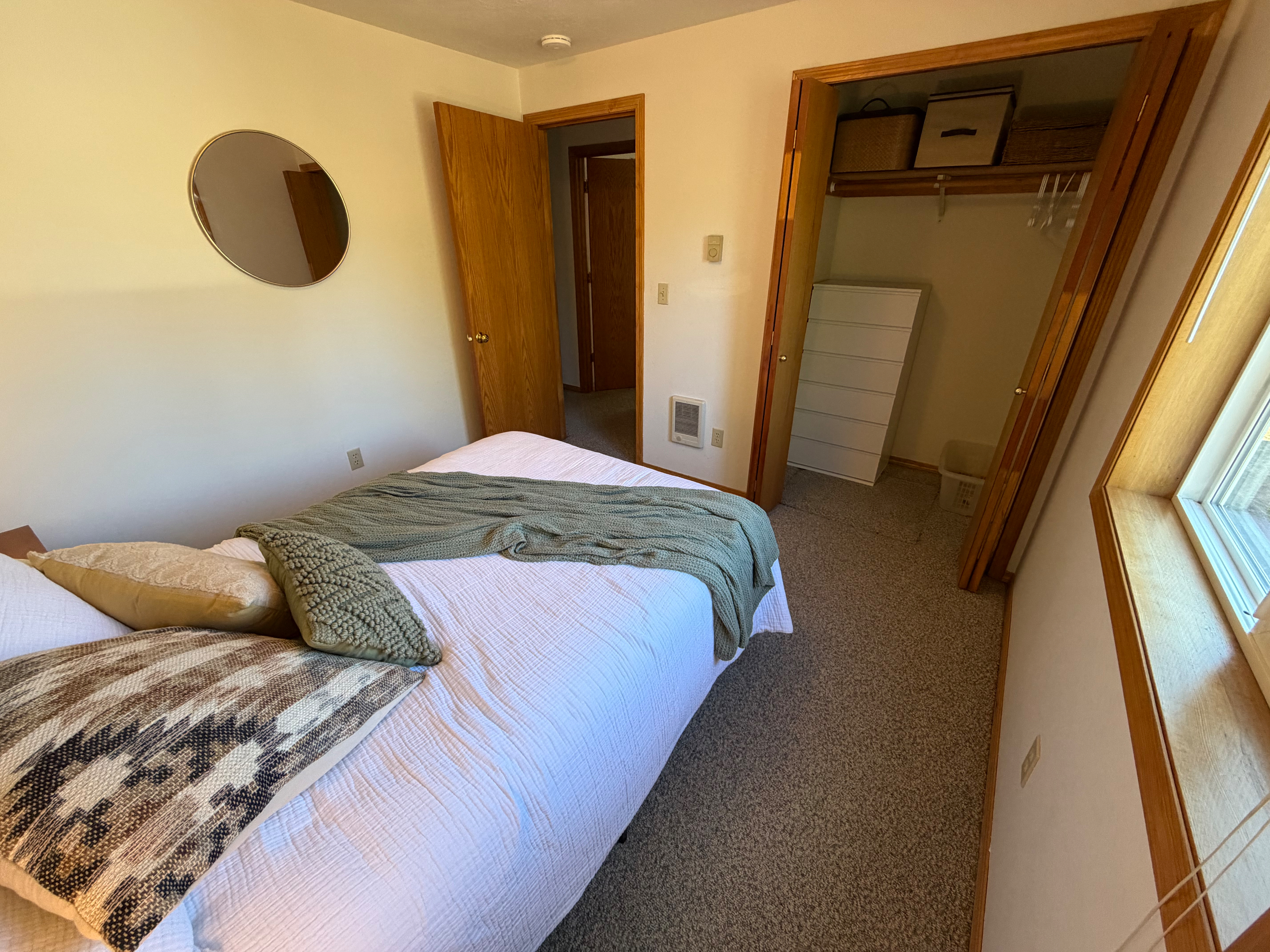 Cozy Suite w/ Private Bath in an Outdoorsy Bend Home - Close to Amenities and the Hospital - Photo 3