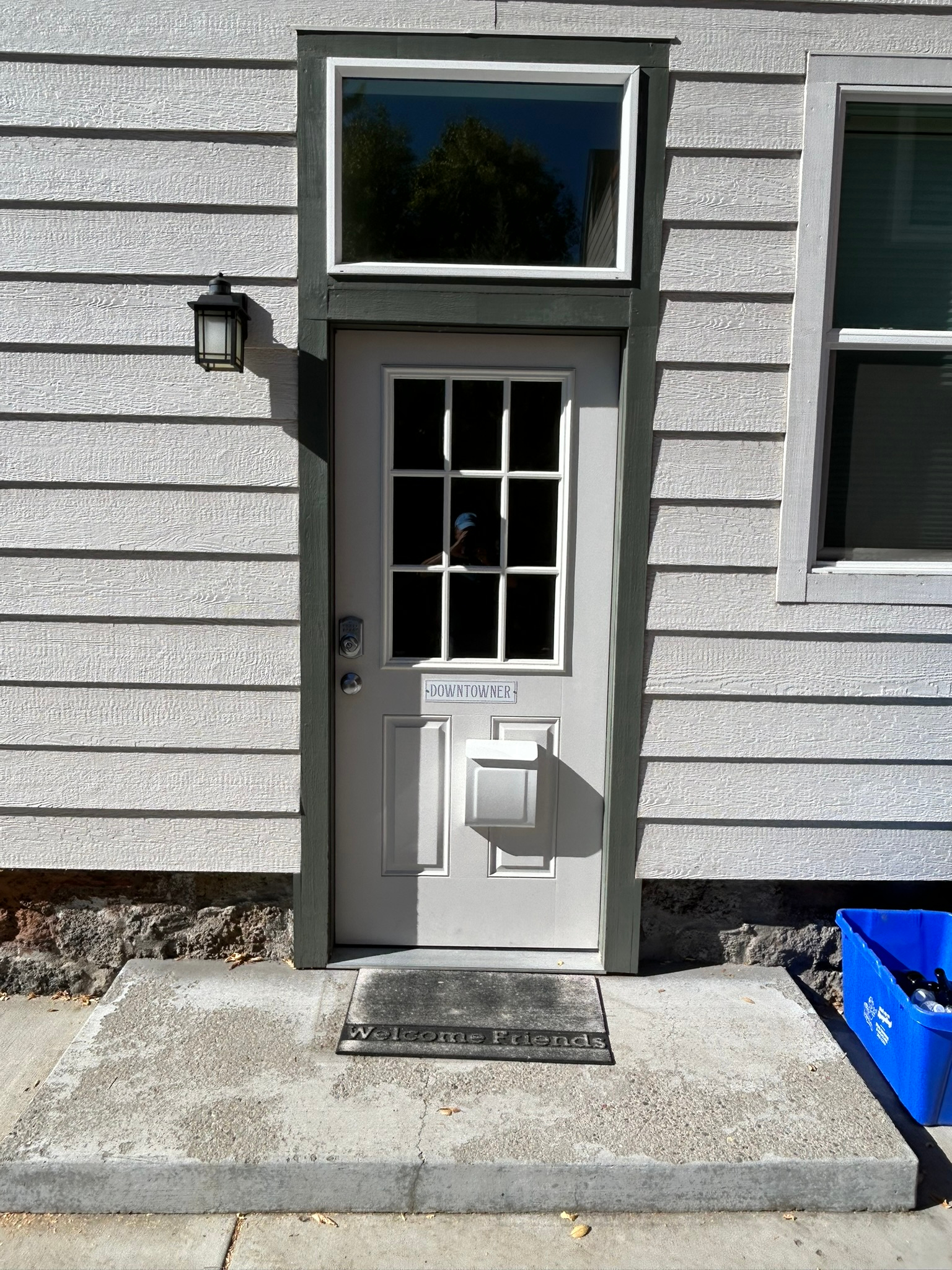 Beautifully renovated Downtown location. - Photo 2