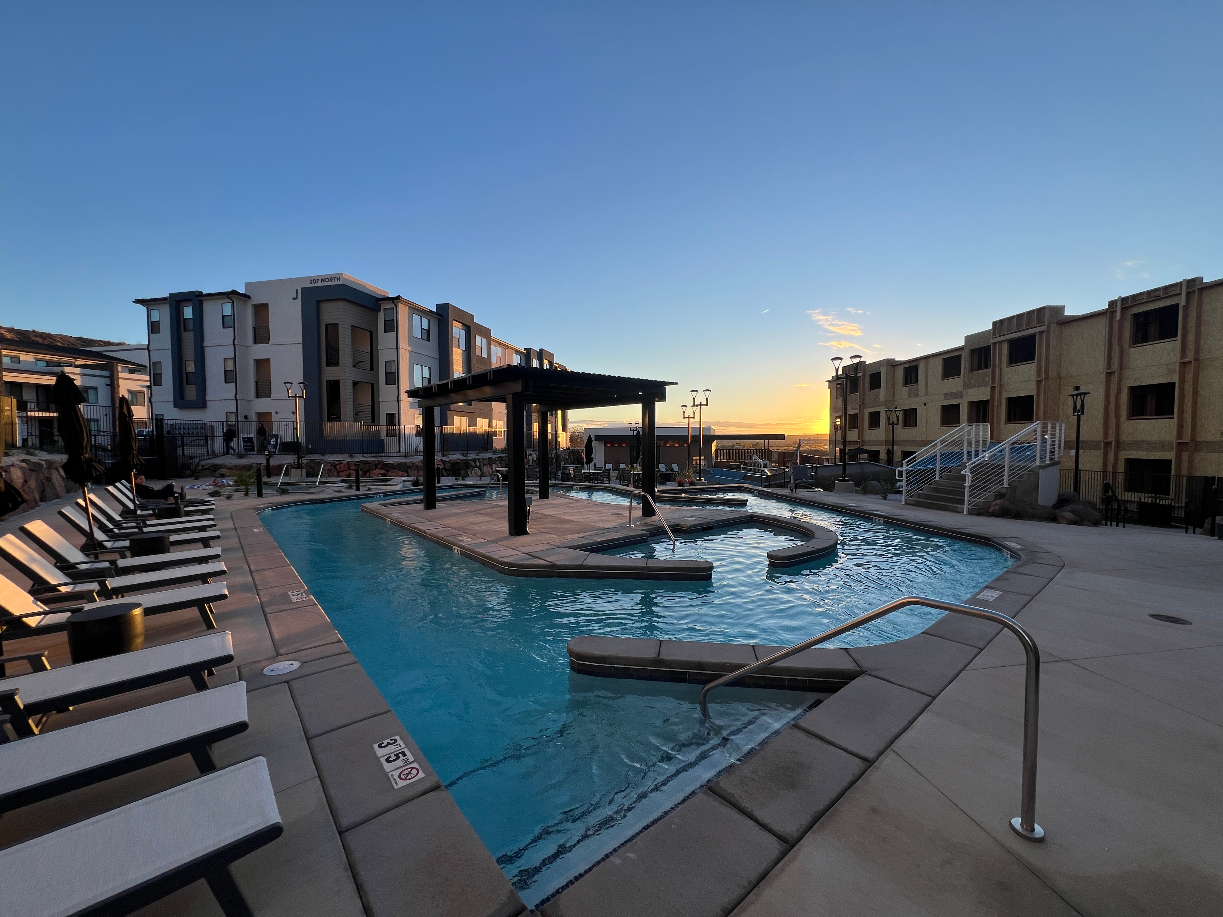 Furnished 2BR Condo with Resort Amenities Near Zion