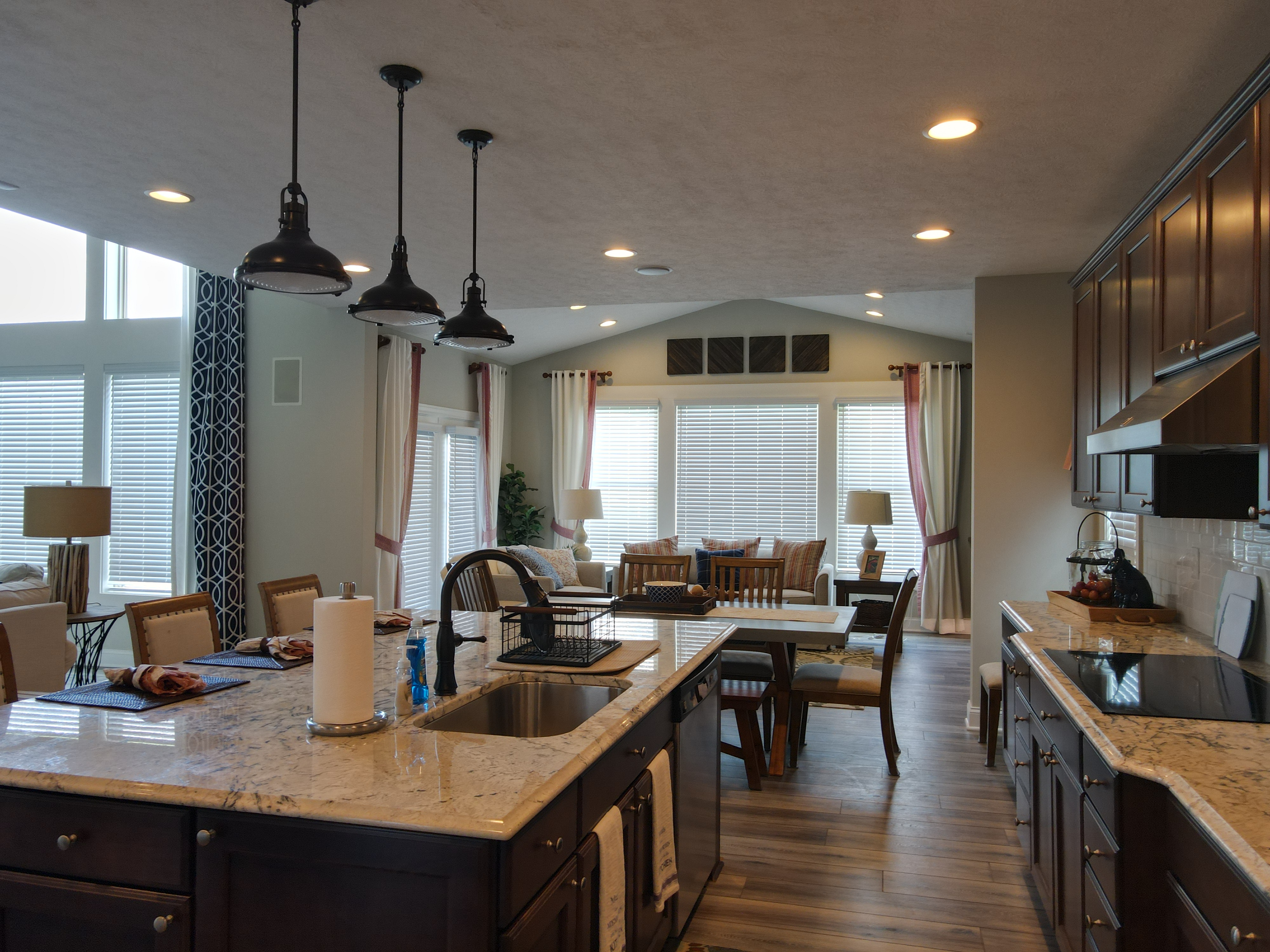 Fully Furnished Home with attached Shopping Center - Photo 10