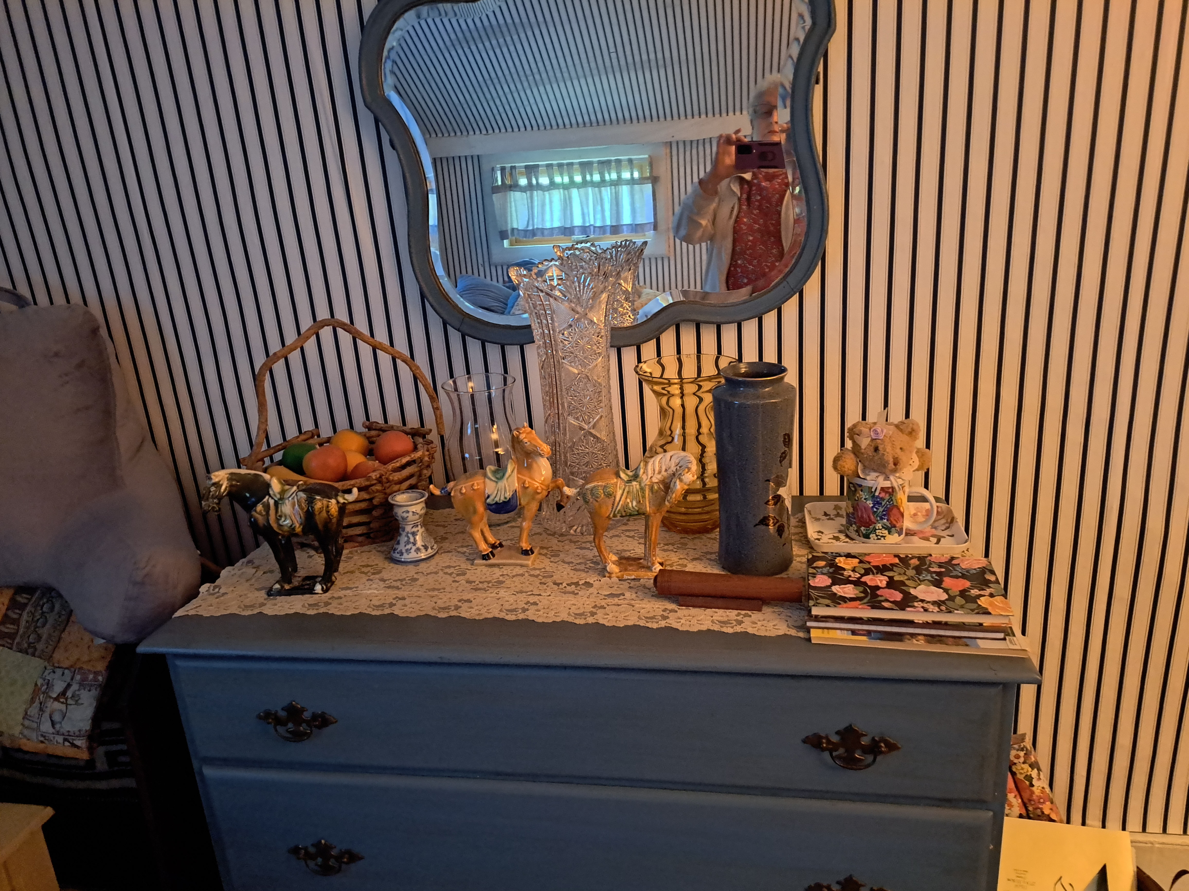Older country home - Photo 3