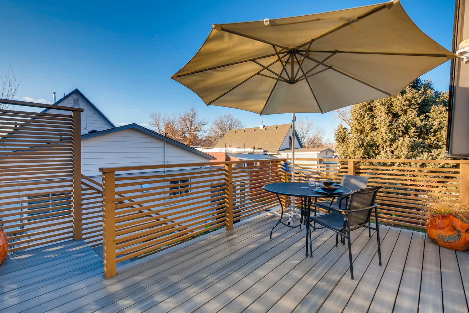 Cozy Carriage House | Big City Energy, Neighborhood Charm - Photo 9