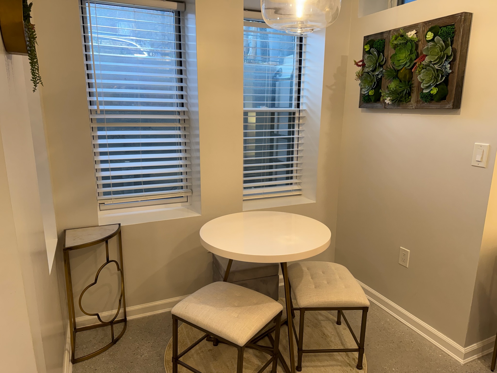 Modern and cozy 2-bed English basement H Street NOMA Gallaudet - Photo 3