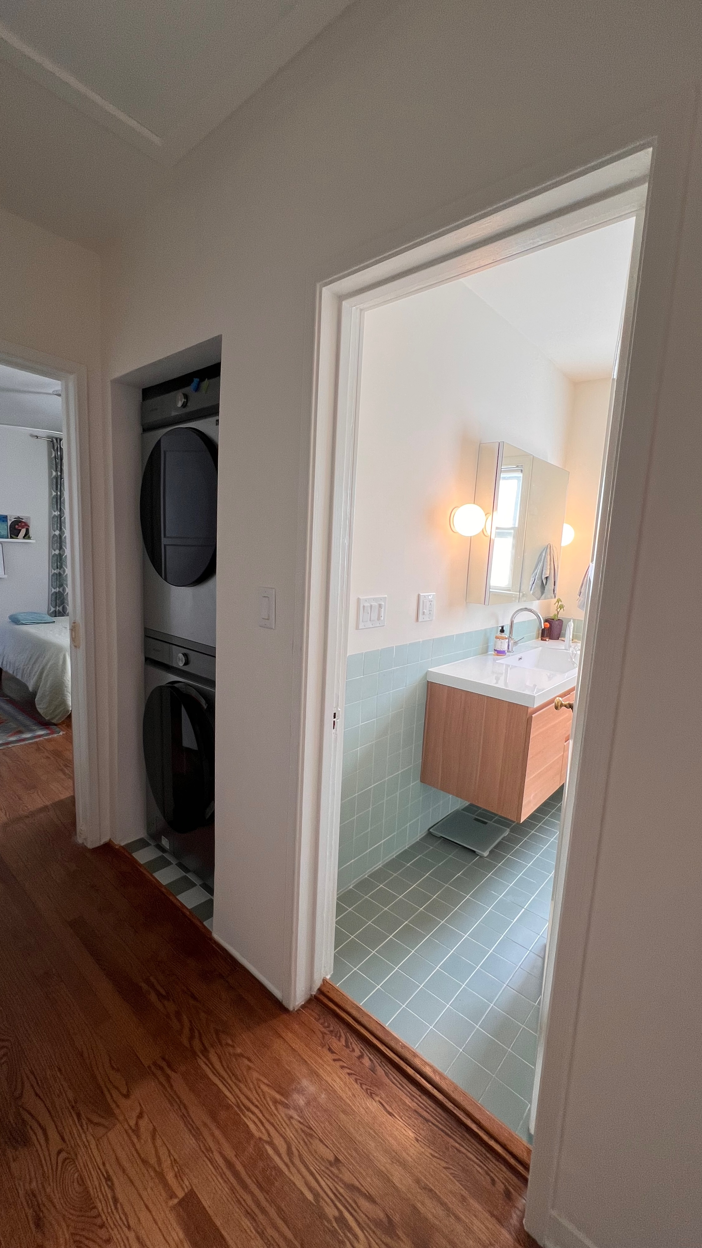 Charming 1940's Hillside Craftsman (1-3+ month rental, fully furnished) - Photo 5