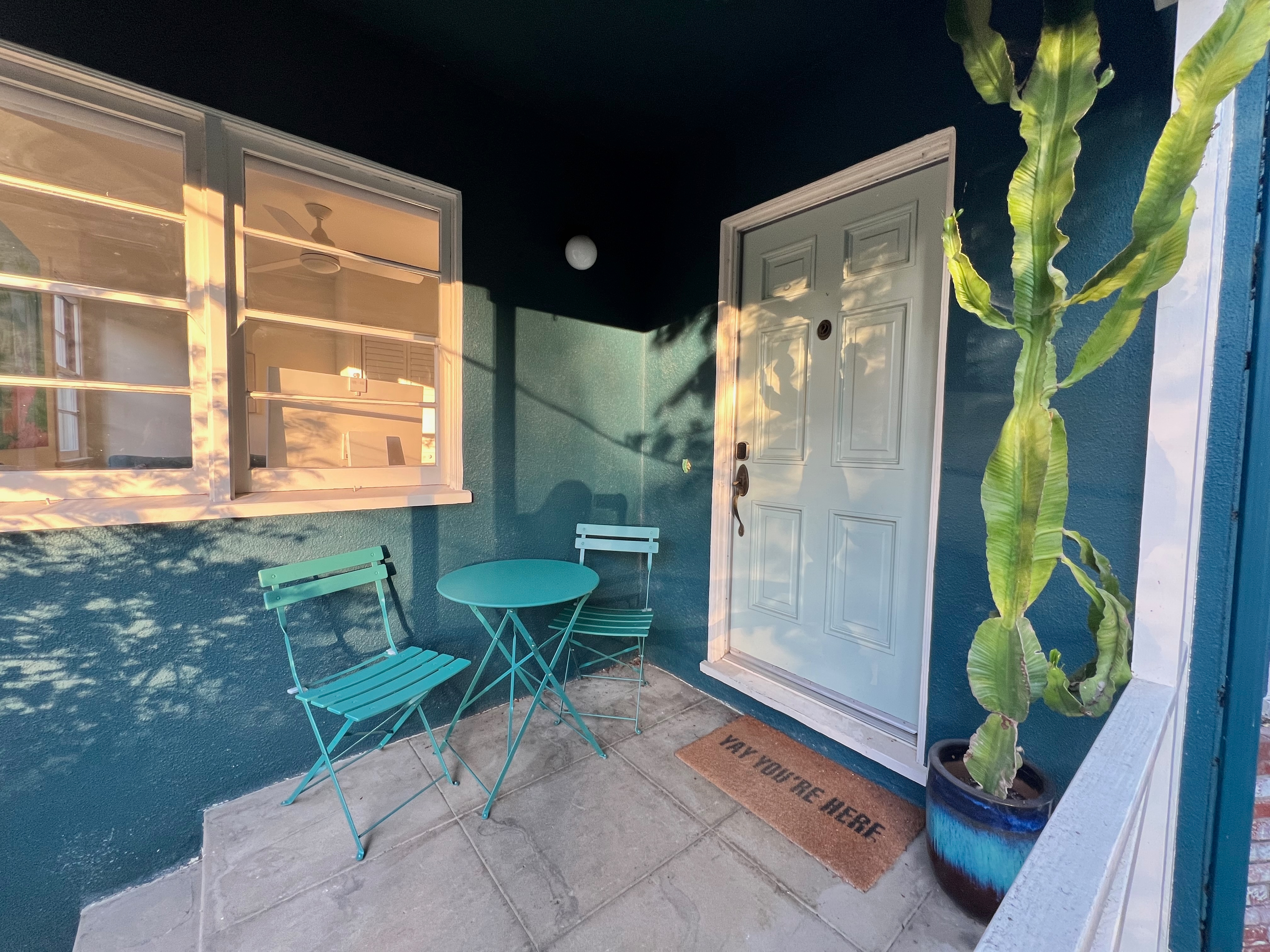 Charming 1940's Hillside Craftsman (1-3+ month rental, fully furnished) - Photo 6