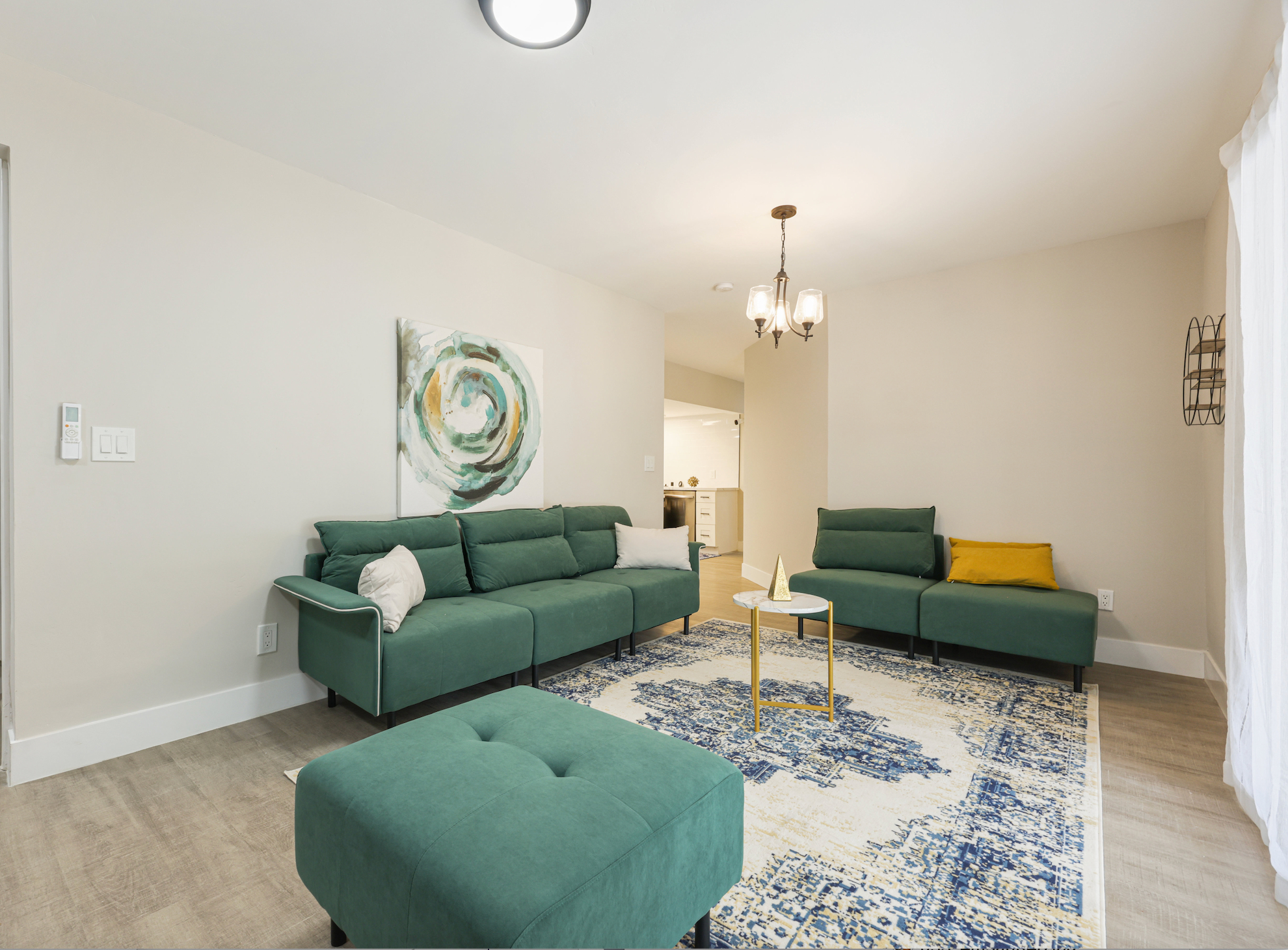 Luxury Remodeled Furnished Private Room with Smart TV, Laundry Access, Patio, and Hot Tub (D) - Photo 3