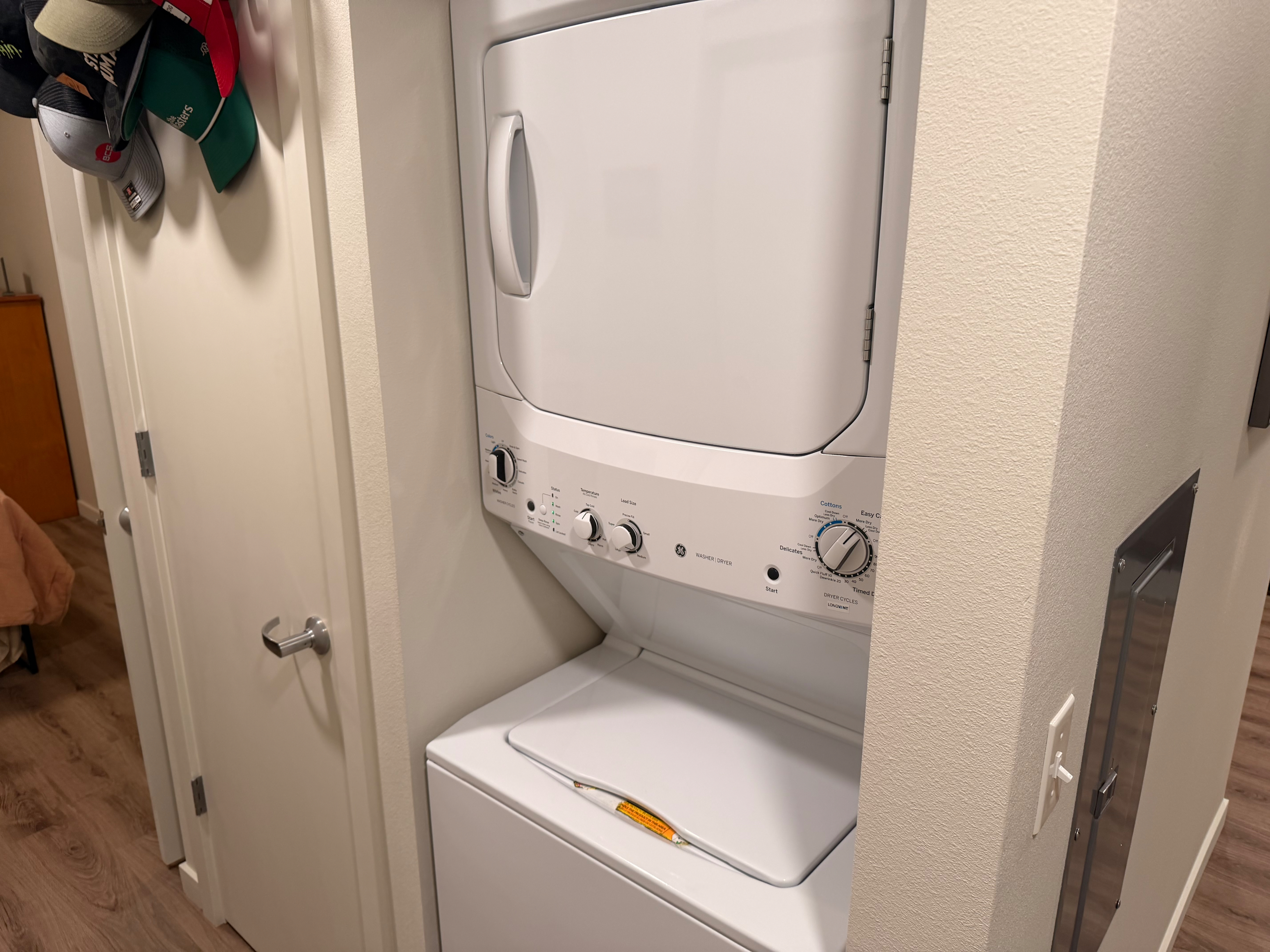 Beautiful new stylish 1 bedroom 1 bathroom apartment - Photo 6