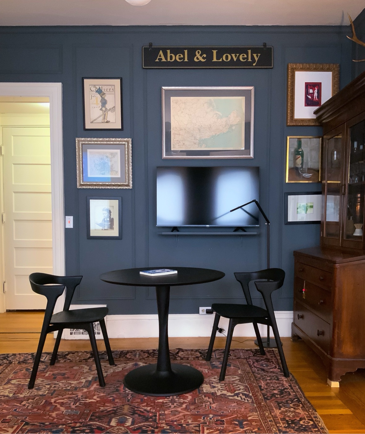 Downtown Designer Digs - Photo 7