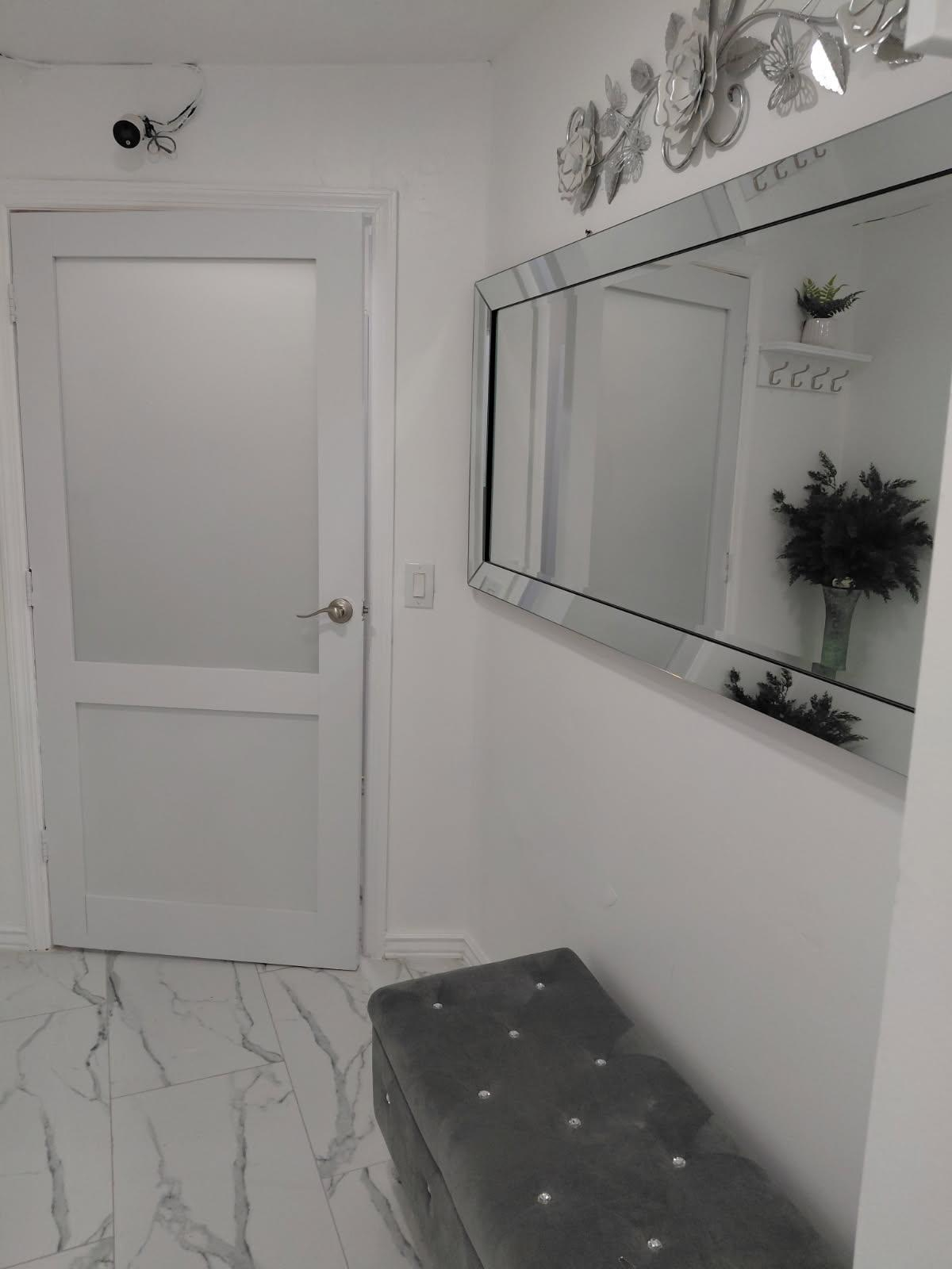 Private East New York Queen Suite Near Public Transit and Gateway Center Mall - Photo 11