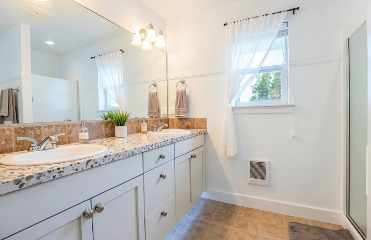 All Utilities Paid! Private Rooms in a Bright SE Bend Home - Photo 6