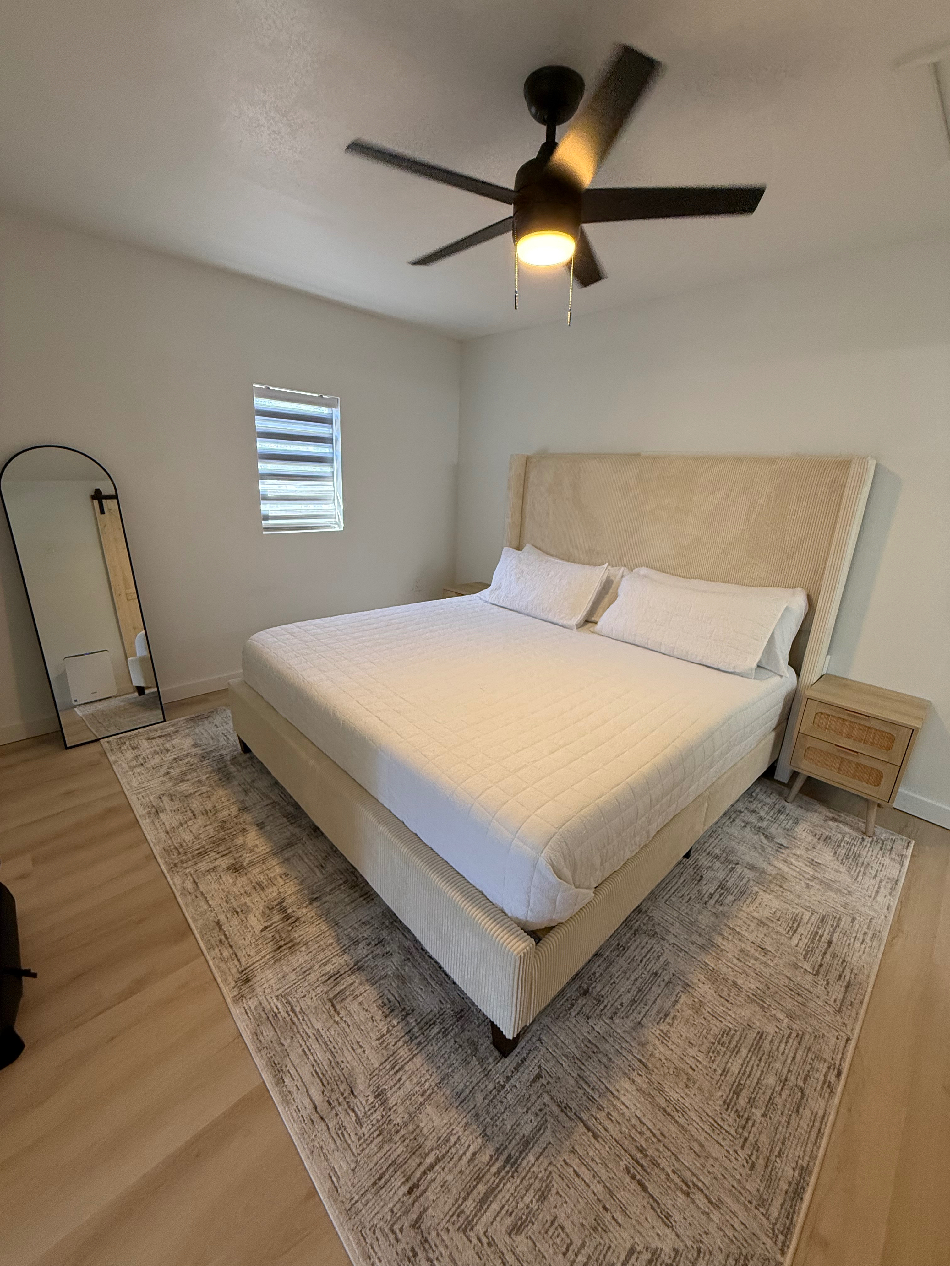 Modern Loft Apartment in Medical City - Photo 7