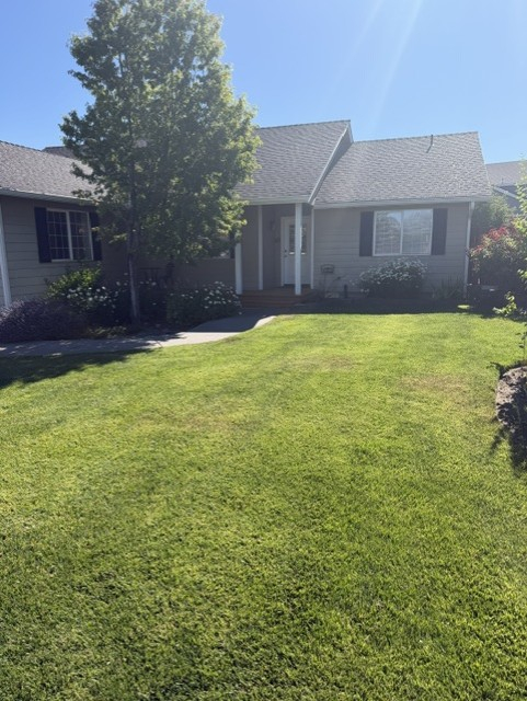 Happy Hillcrest Home - Photo 1