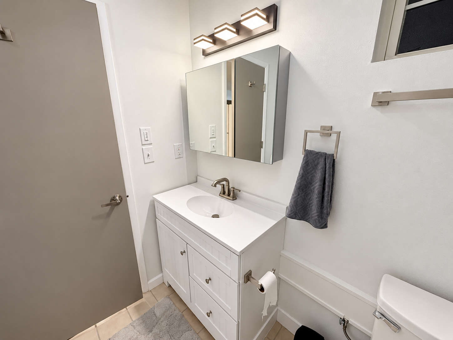 Furnished 1-Bedroom Retreat | Utilities Included - Photo 5