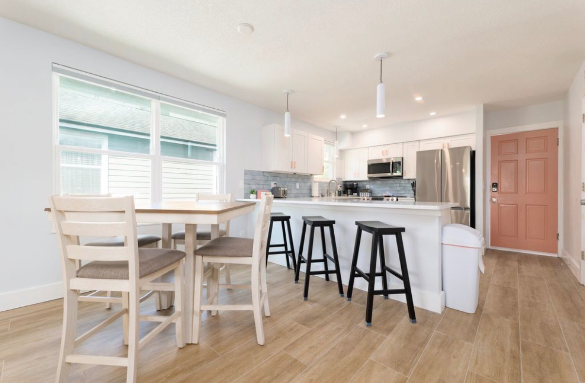 Furnished 2BR/2BA Upstairs Unit Steps from Neptune Beach - Photo 3