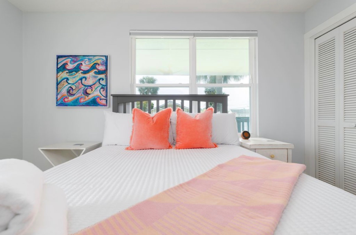 Furnished 2BR/2BA Upstairs Unit Steps from Neptune Beach - Photo 8