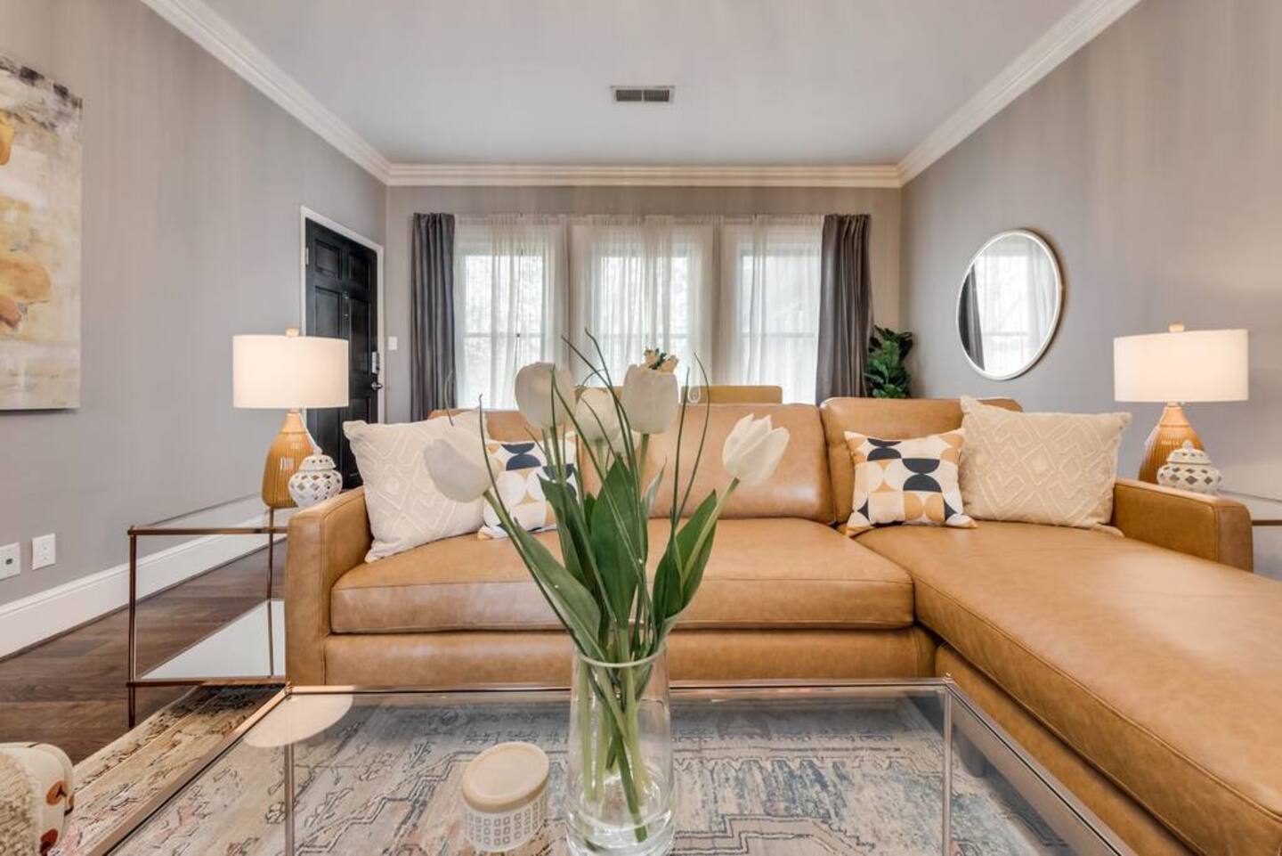 Lovely 1BR Condo on Historic Swiss Avenue - Photo 12
