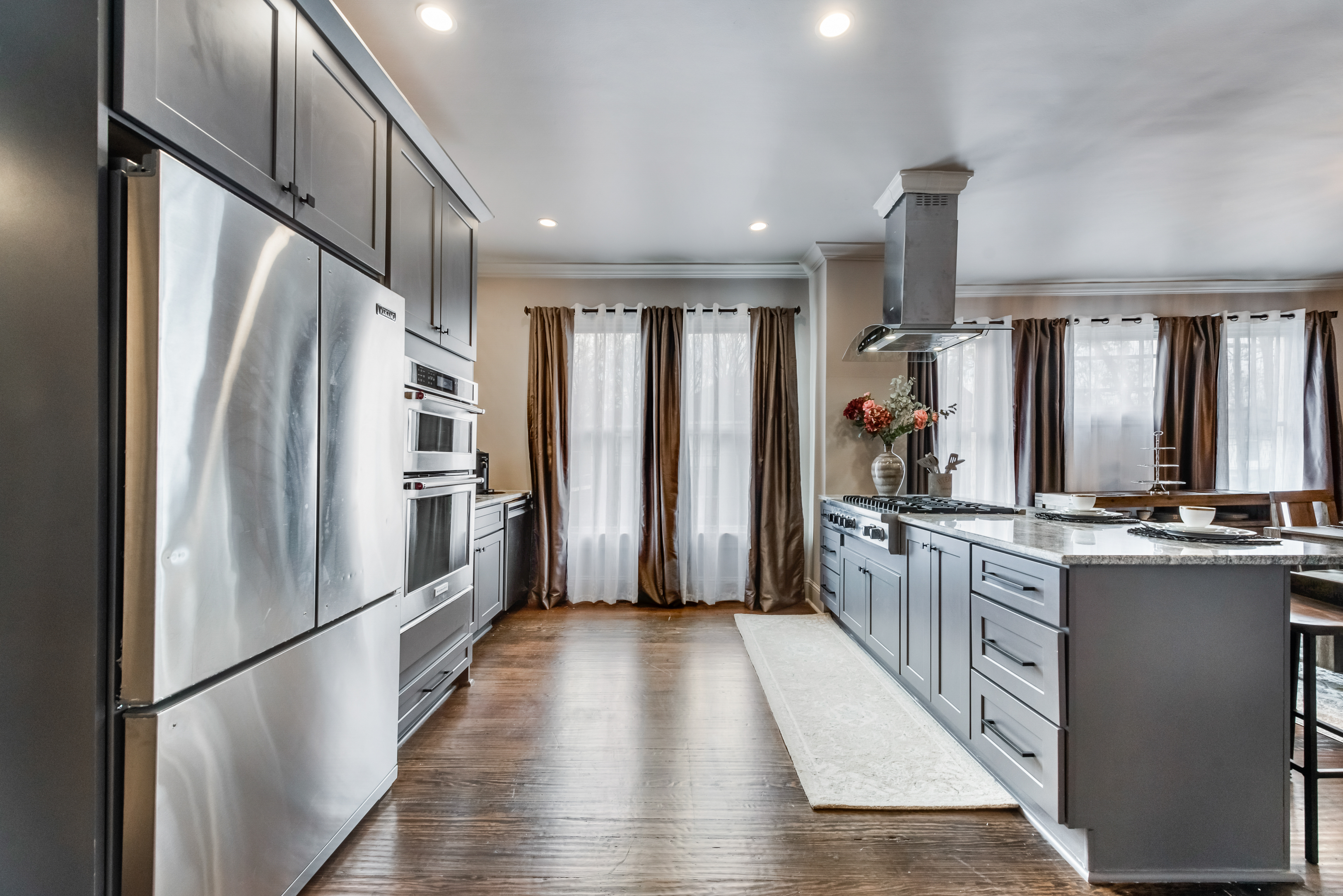 Modern 2BR Haven | Relax & Recharge - Photo 12