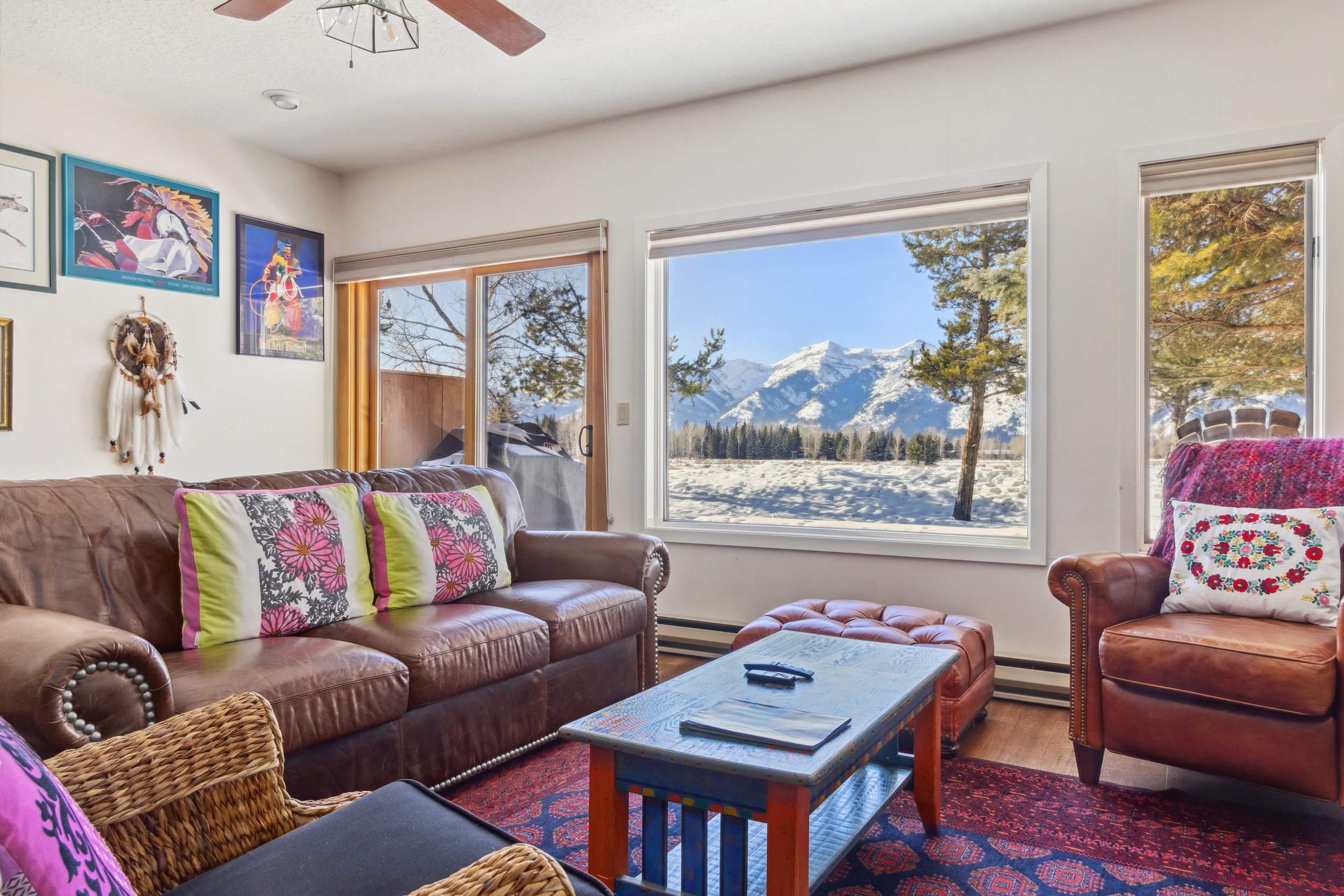Jackson Hole Furnished 3BR/3.5BA Townhome | Teton Views, 15 Min to Downtown & St. Johns Health - Photo 1