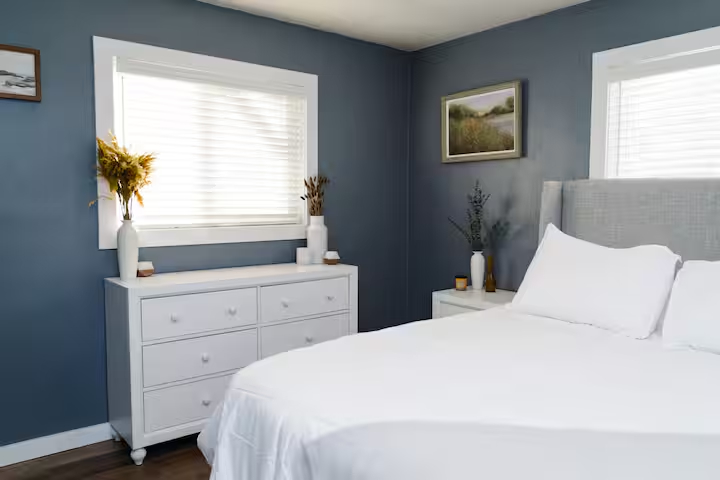 Updated 2BR Home | Walk to Downtown | 1 Mile to Hospital - Photo 2