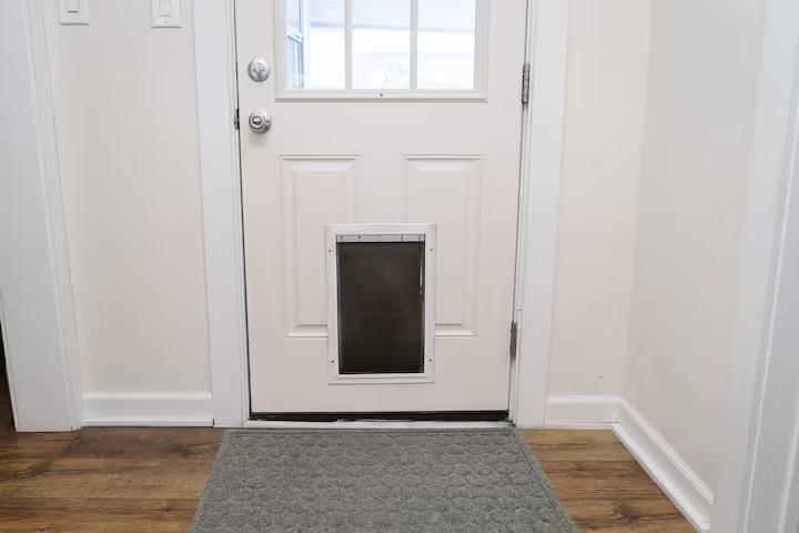 Updated 2BR Home | Walk to Downtown | 1 Mile to Hospital - Photo 5