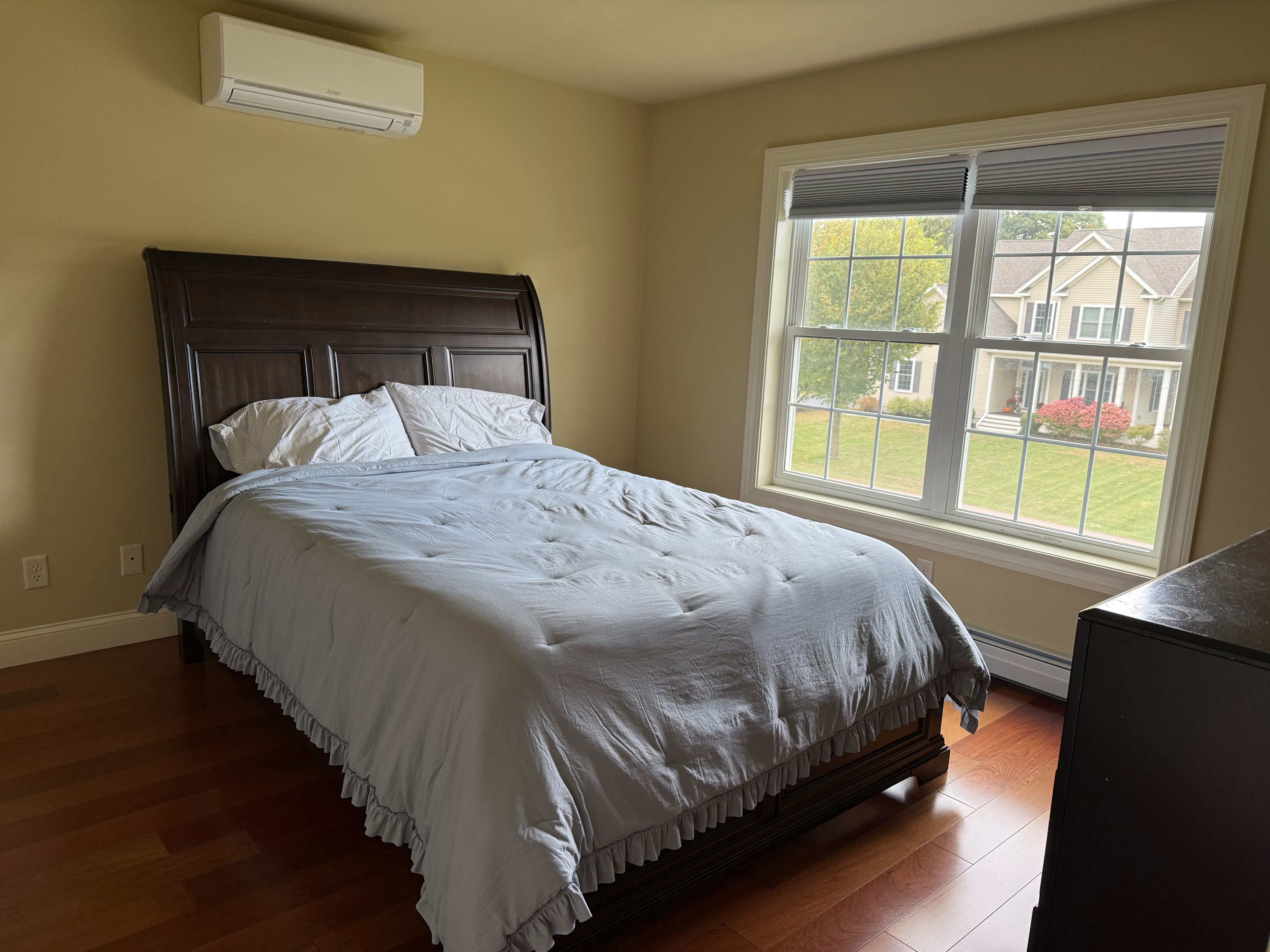 Spacious 3 Bedroom Home - Photo 11