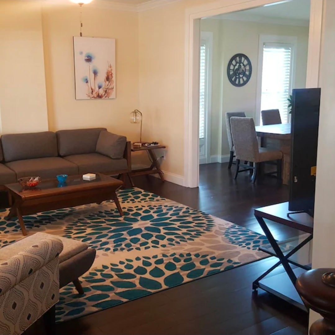 Spacious updated home, centrally located.. - Photo 7
