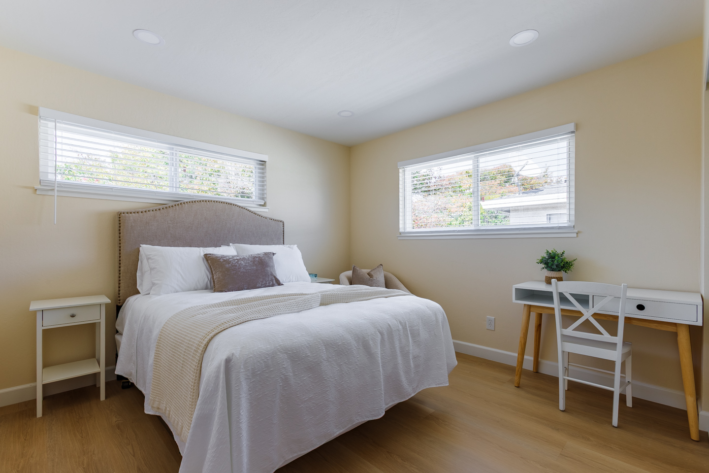 Brand New Renovation! Modern 2BR/1BA Near Top Hospitals & Tech HQ's - Photo 2
