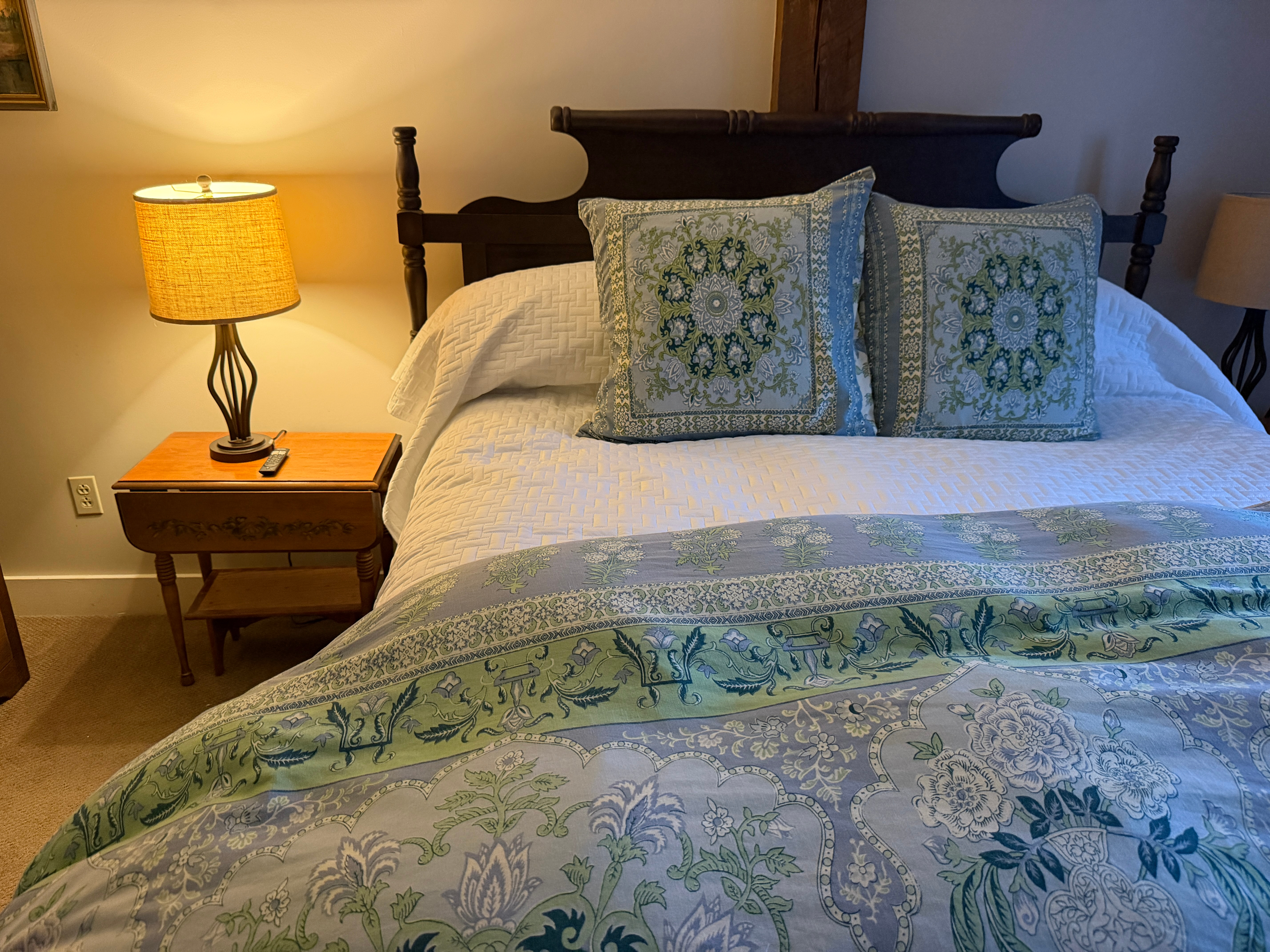 Mountain Village Room Near Stratton and Grace Cottage - Photo 2