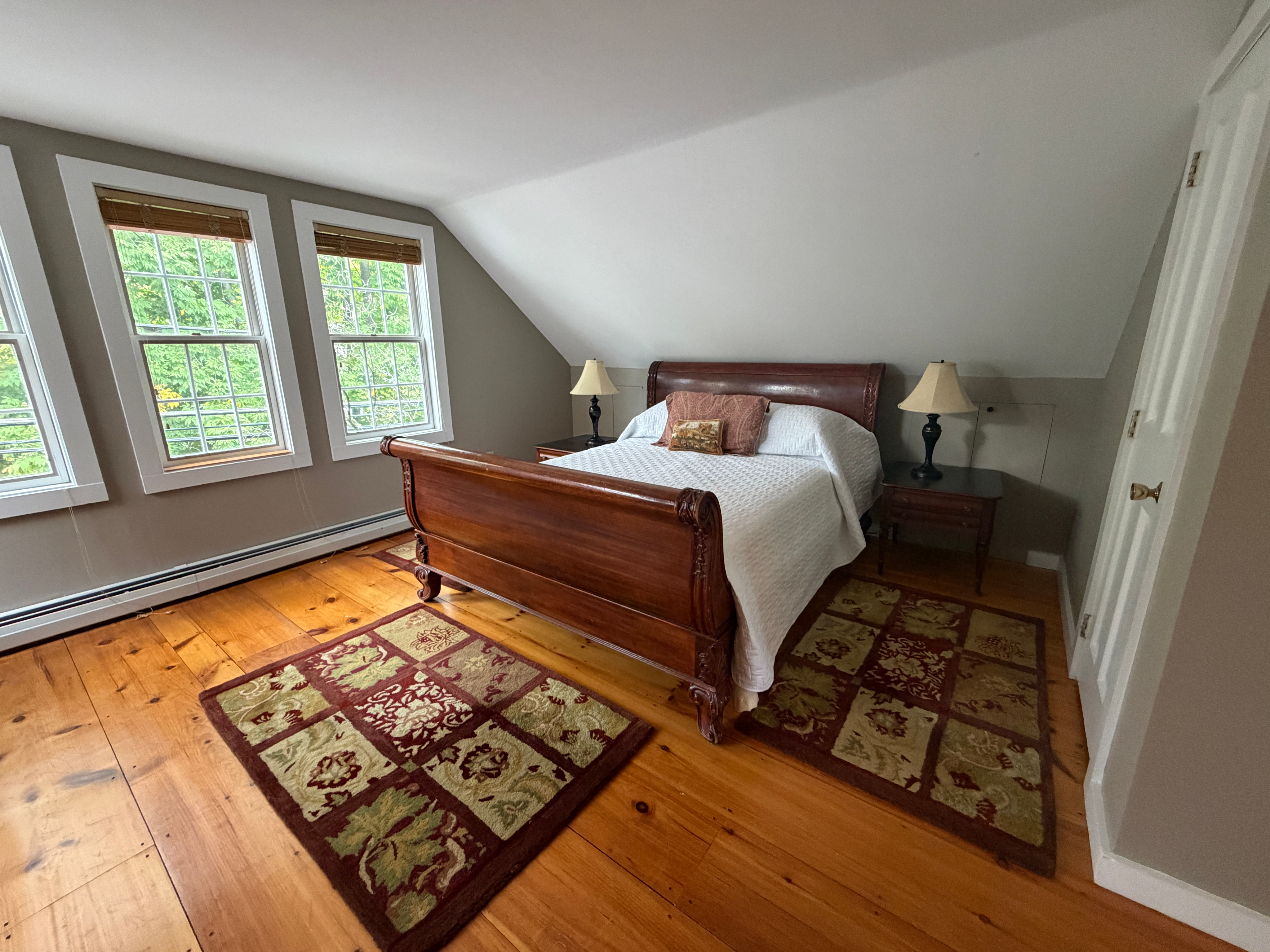 Mountain Village Room Near Stratton and Grace Cottage - Photo 3