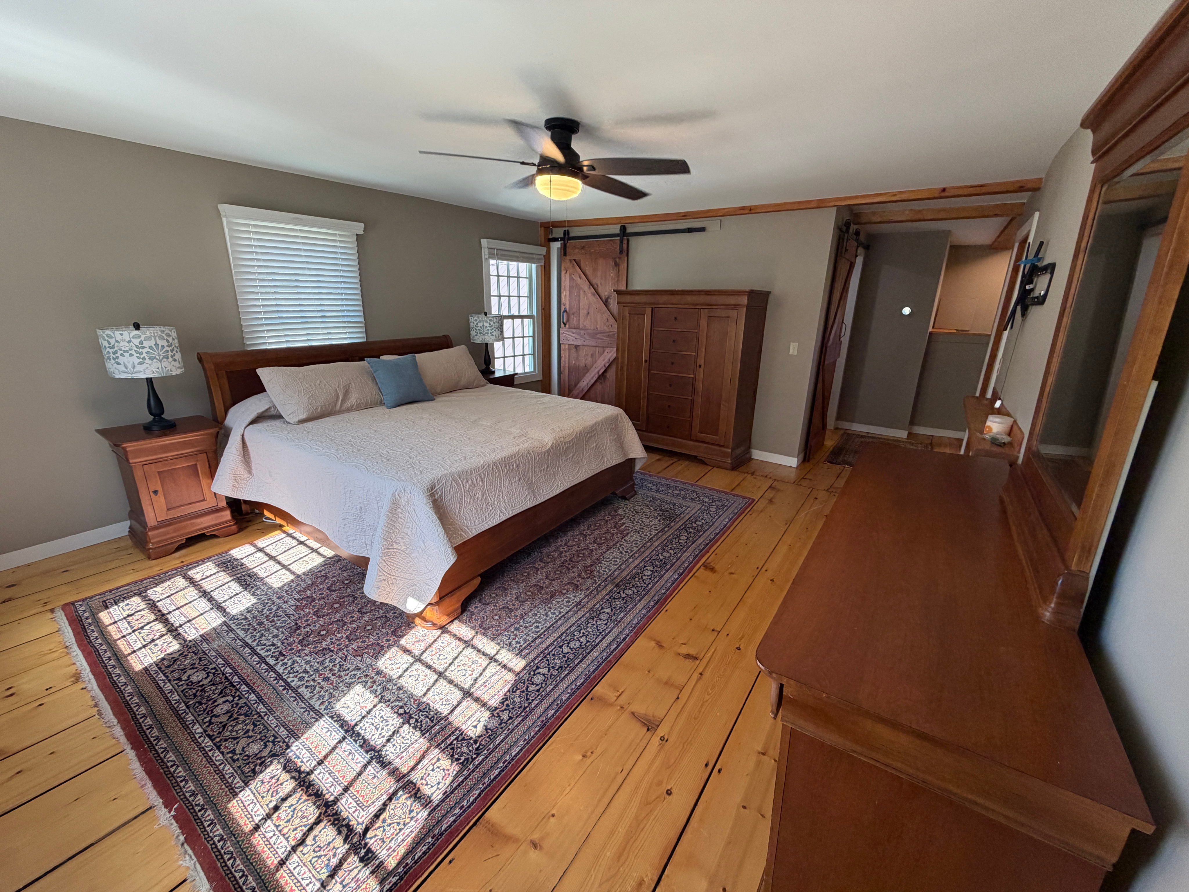 Mountain Village Room Near Stratton and Grace Cottage - Photo 5
