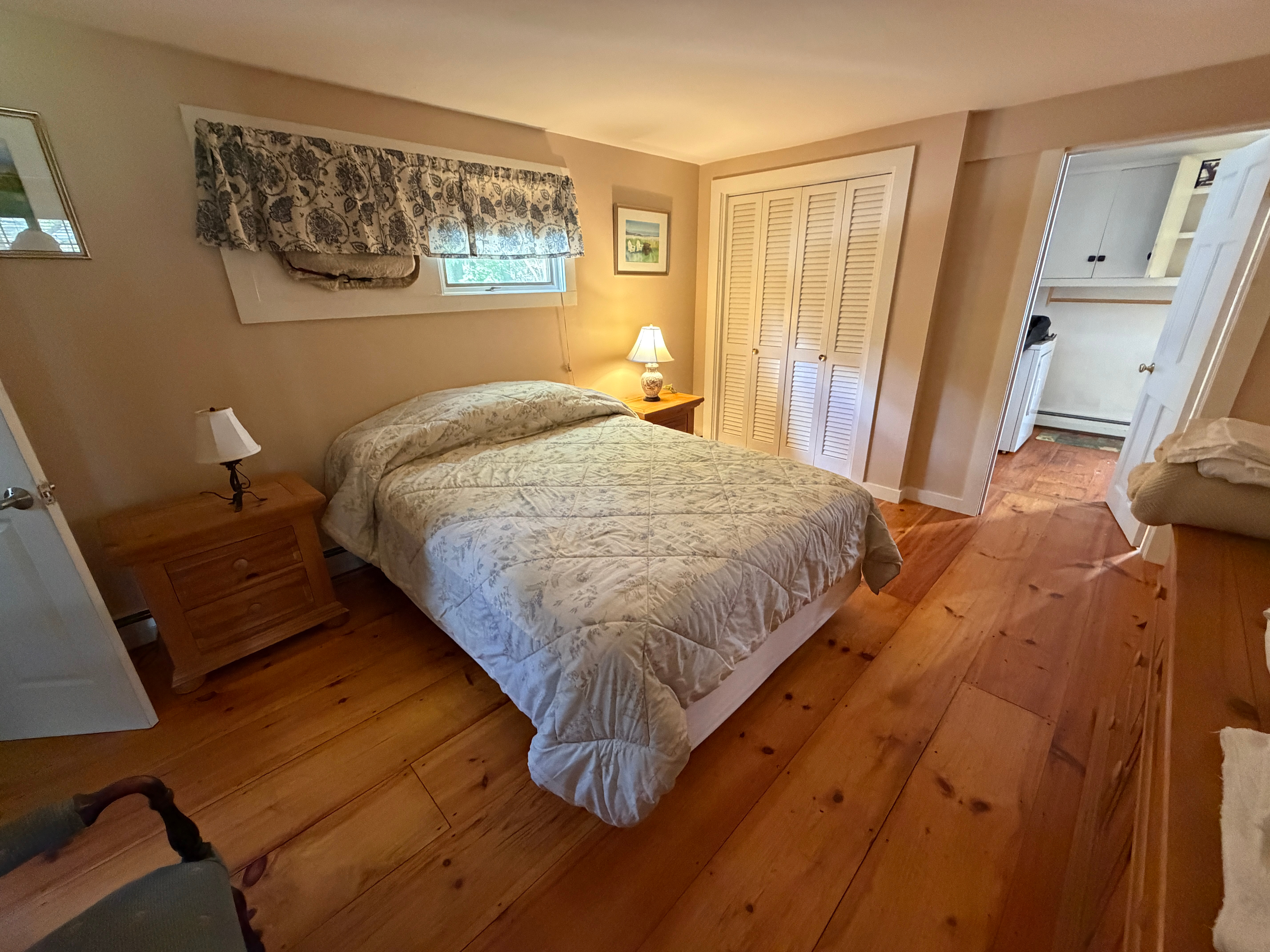Mountain Village Room Near Stratton and Grace Cottage - Photo 10