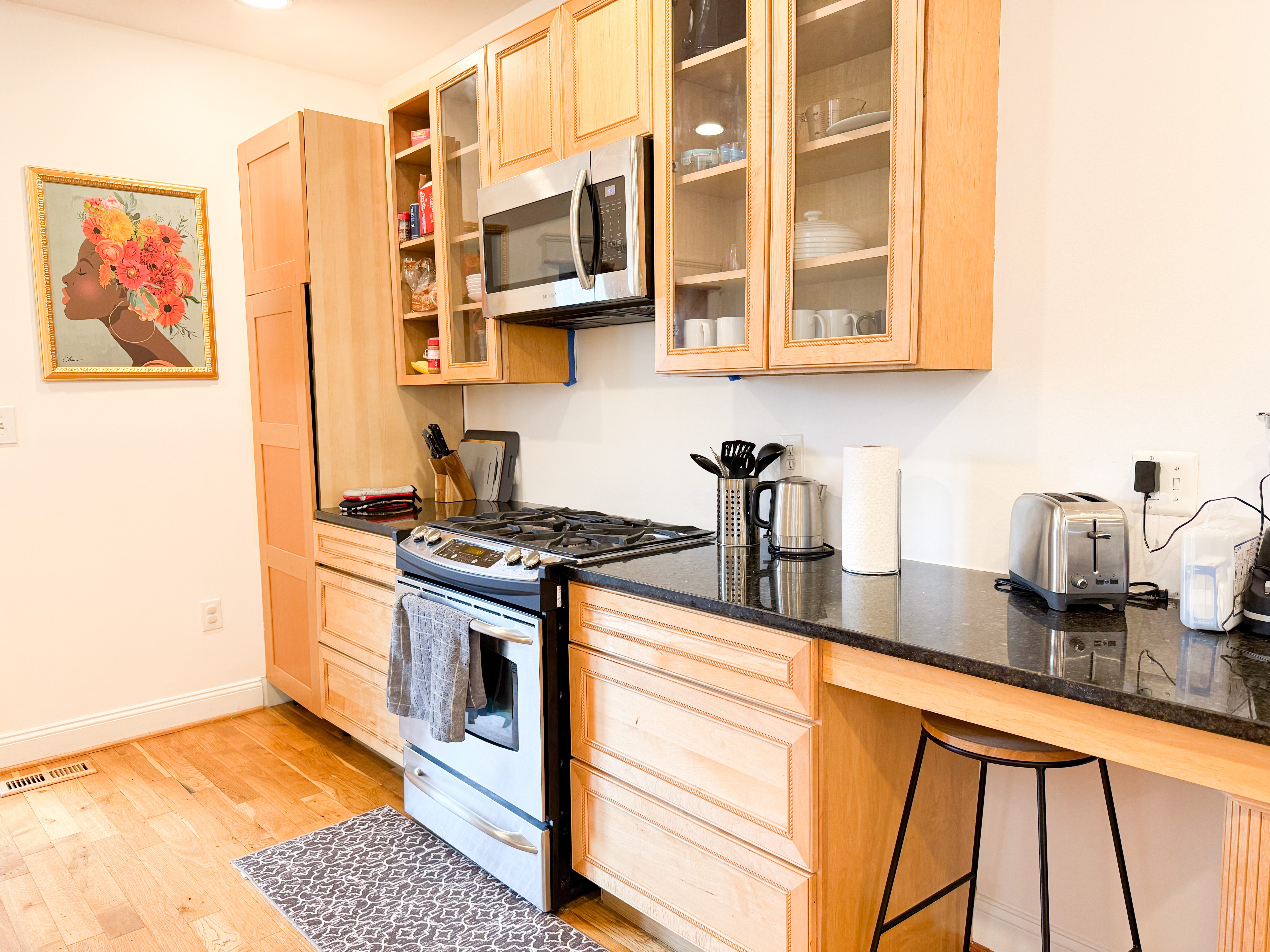 Your Capitol Hill Retreat - Photo 6