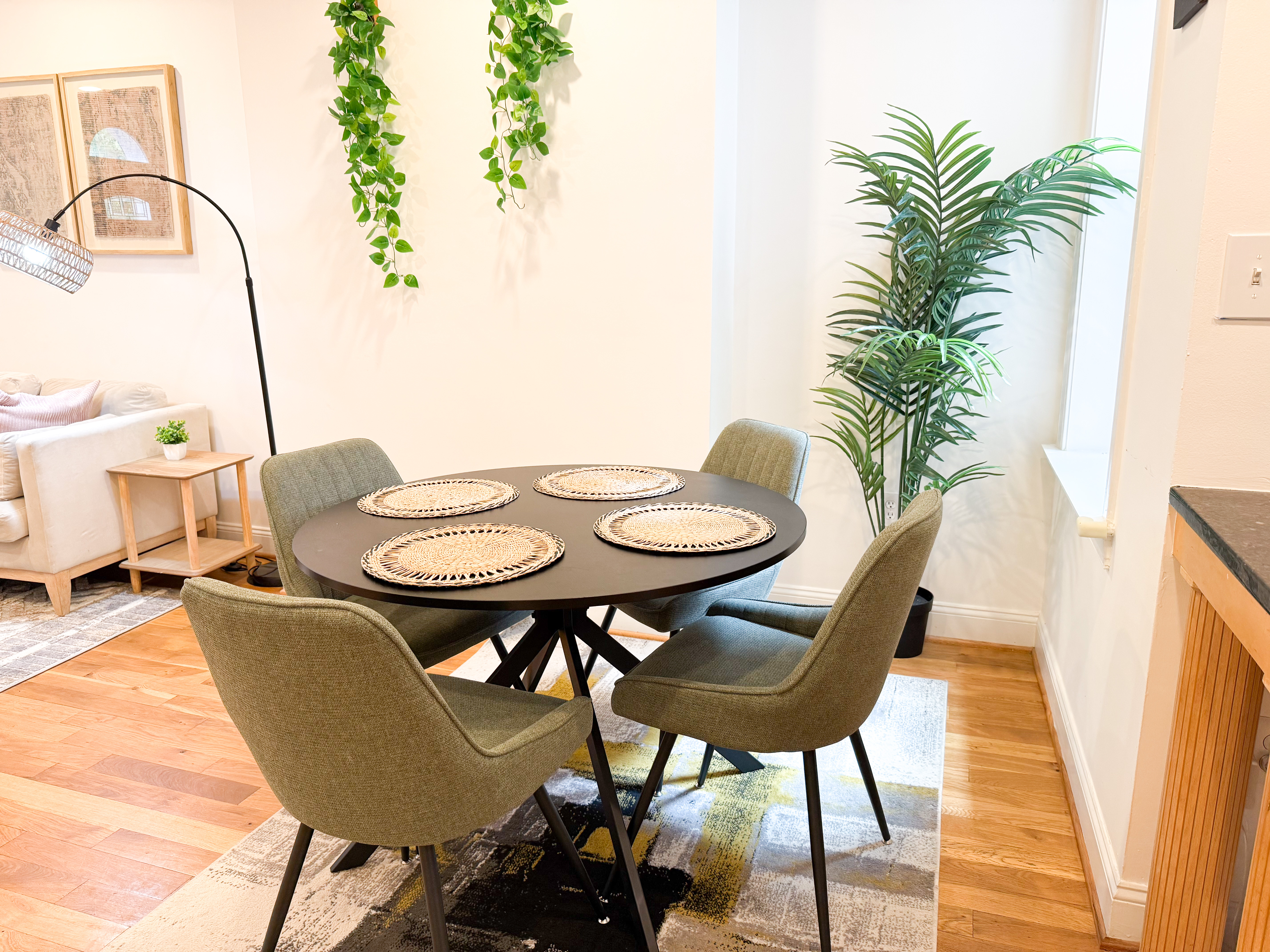 Your Capitol Hill Retreat - Photo 7