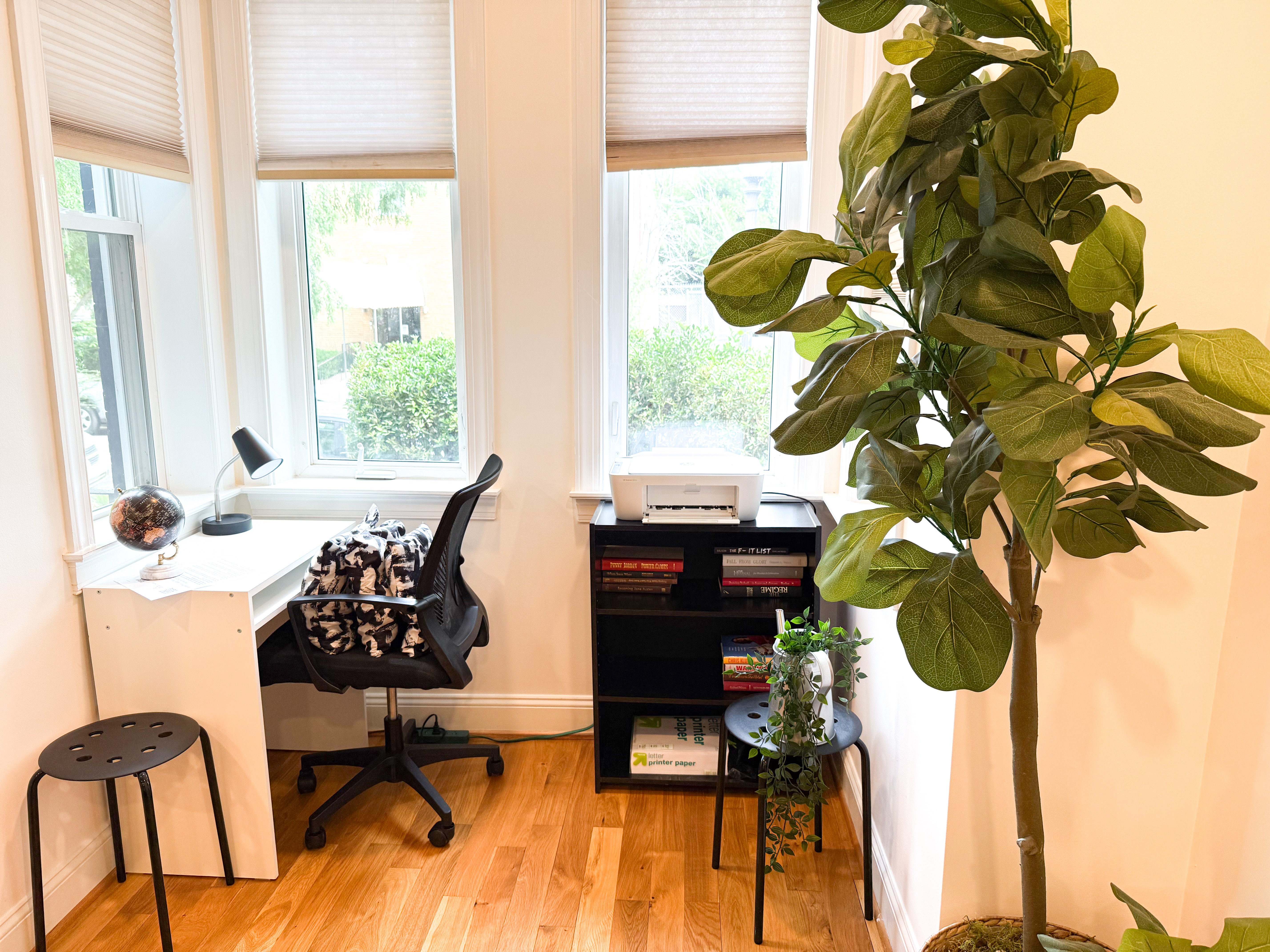 Your Capitol Hill Retreat - Photo 9